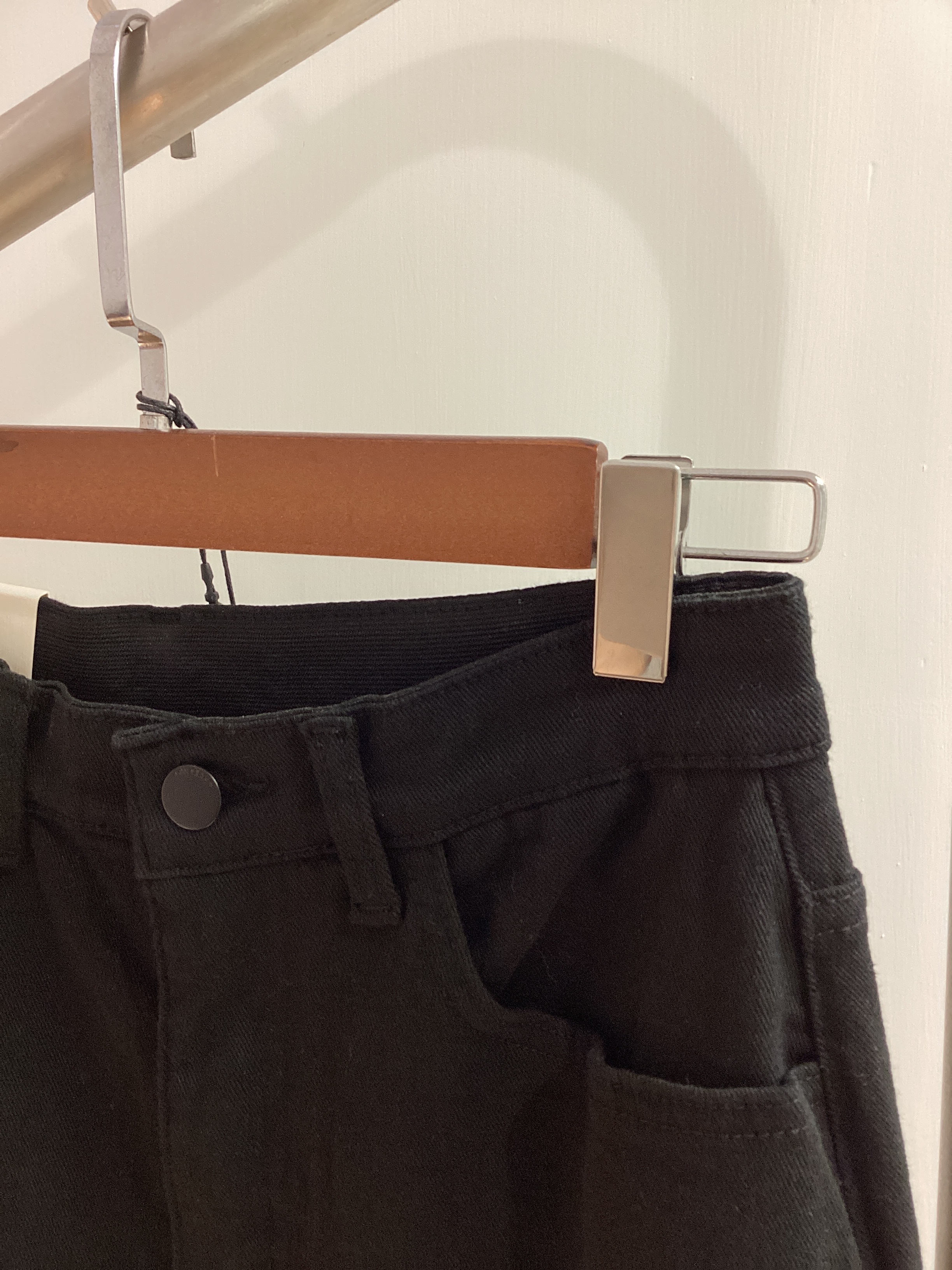 小修腳百搭黑色褲-內隱藏橡筋褲頭（內有薄絨）