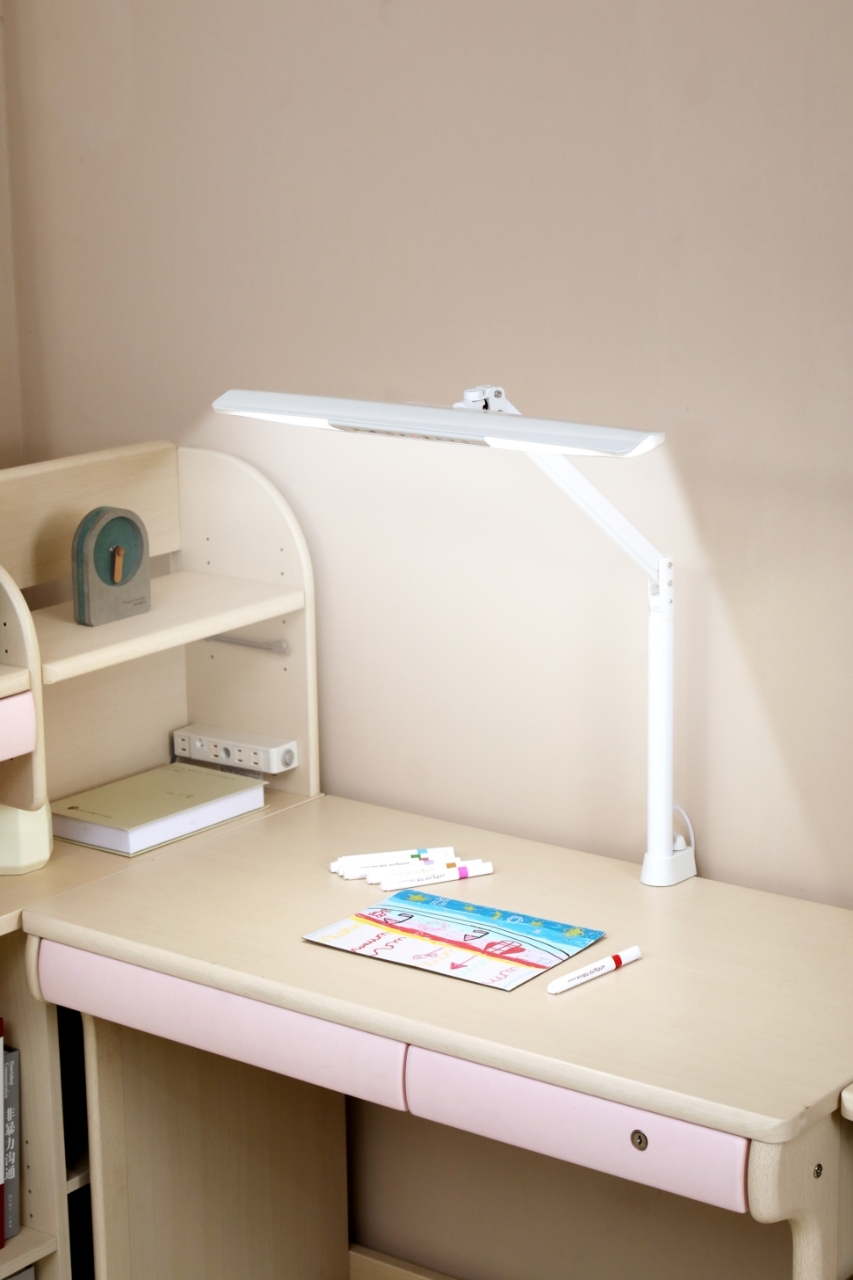 KOIZUMI Sunlight LED Desk Lamp - White