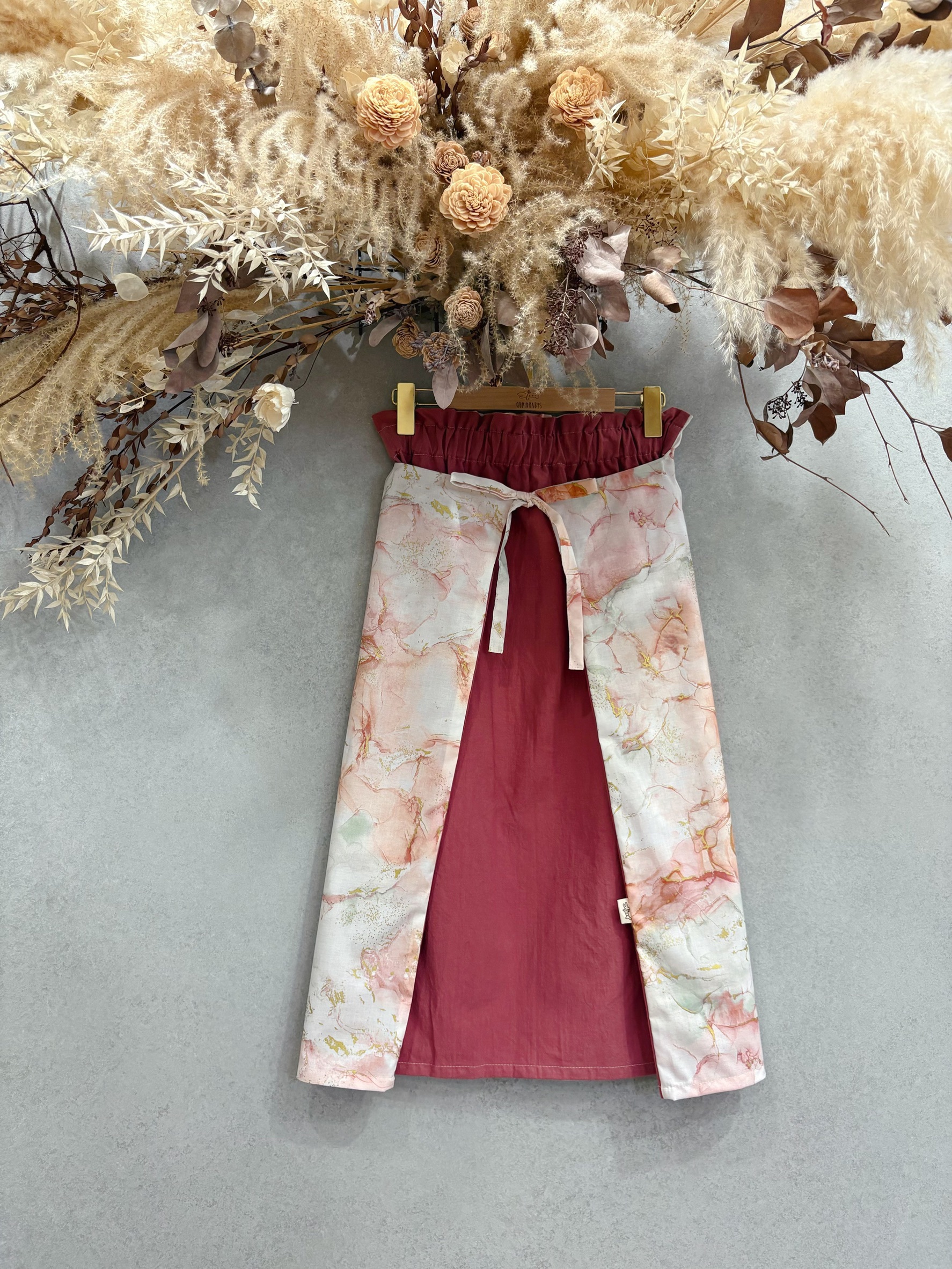 粉燙金大理石 媽咪綁綁裙