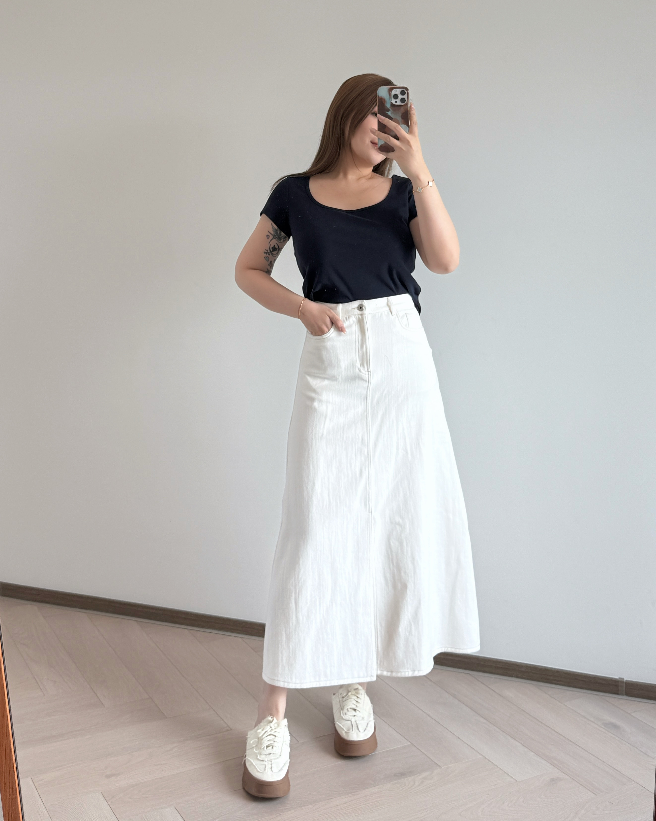 現貨 7203 大方圓領短袖Tee