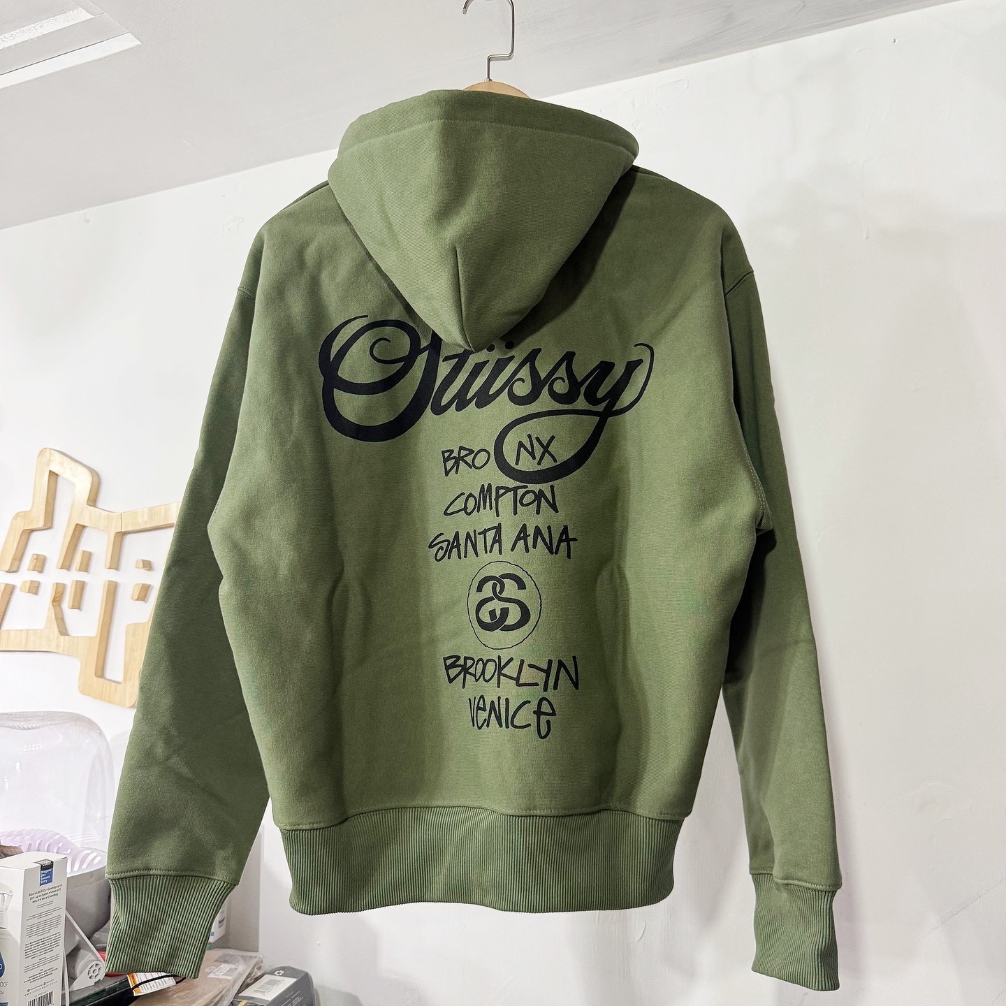 STÜSSY SS25 World Tour Hoodie Olive