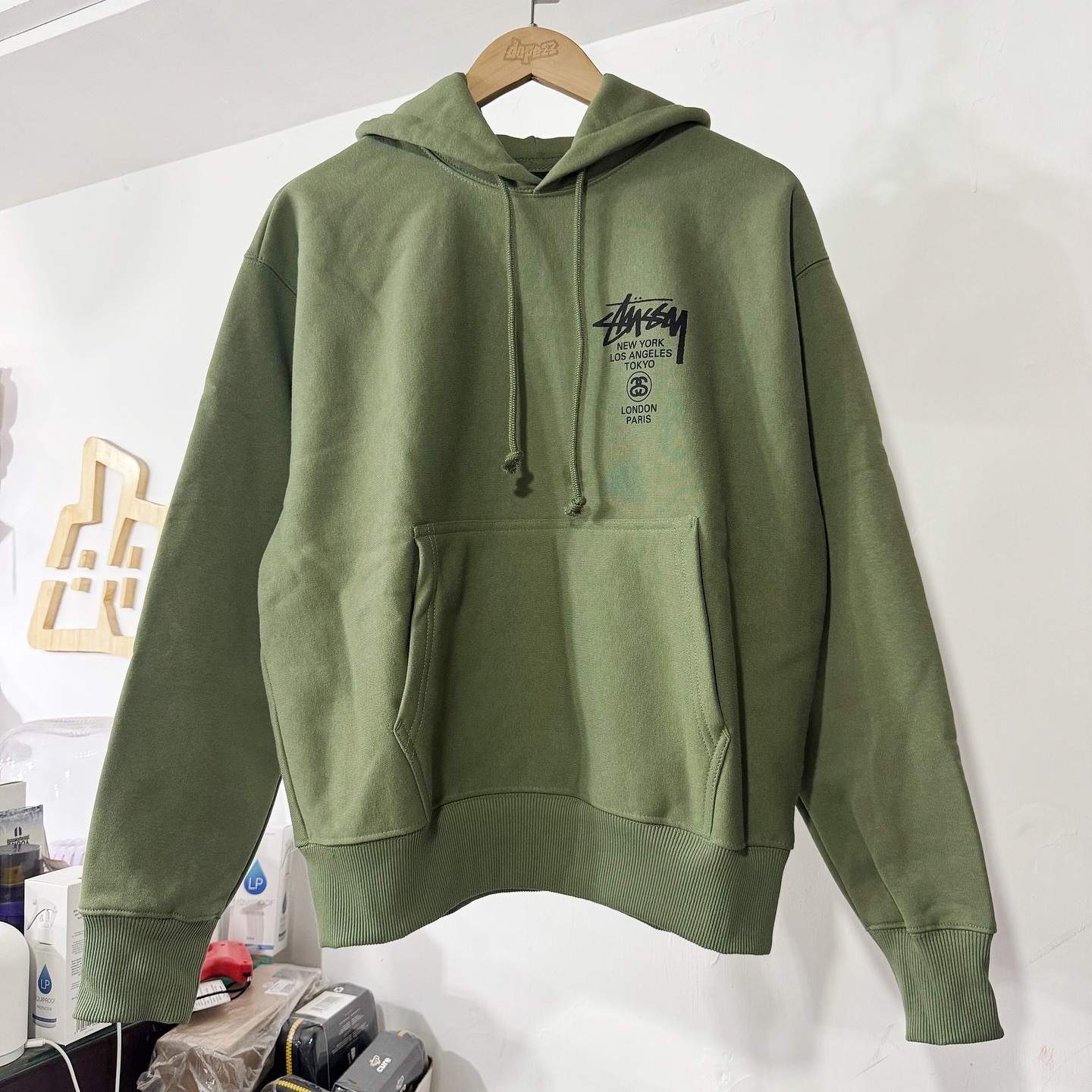 STÜSSY SS25 World Tour Hoodie Olive