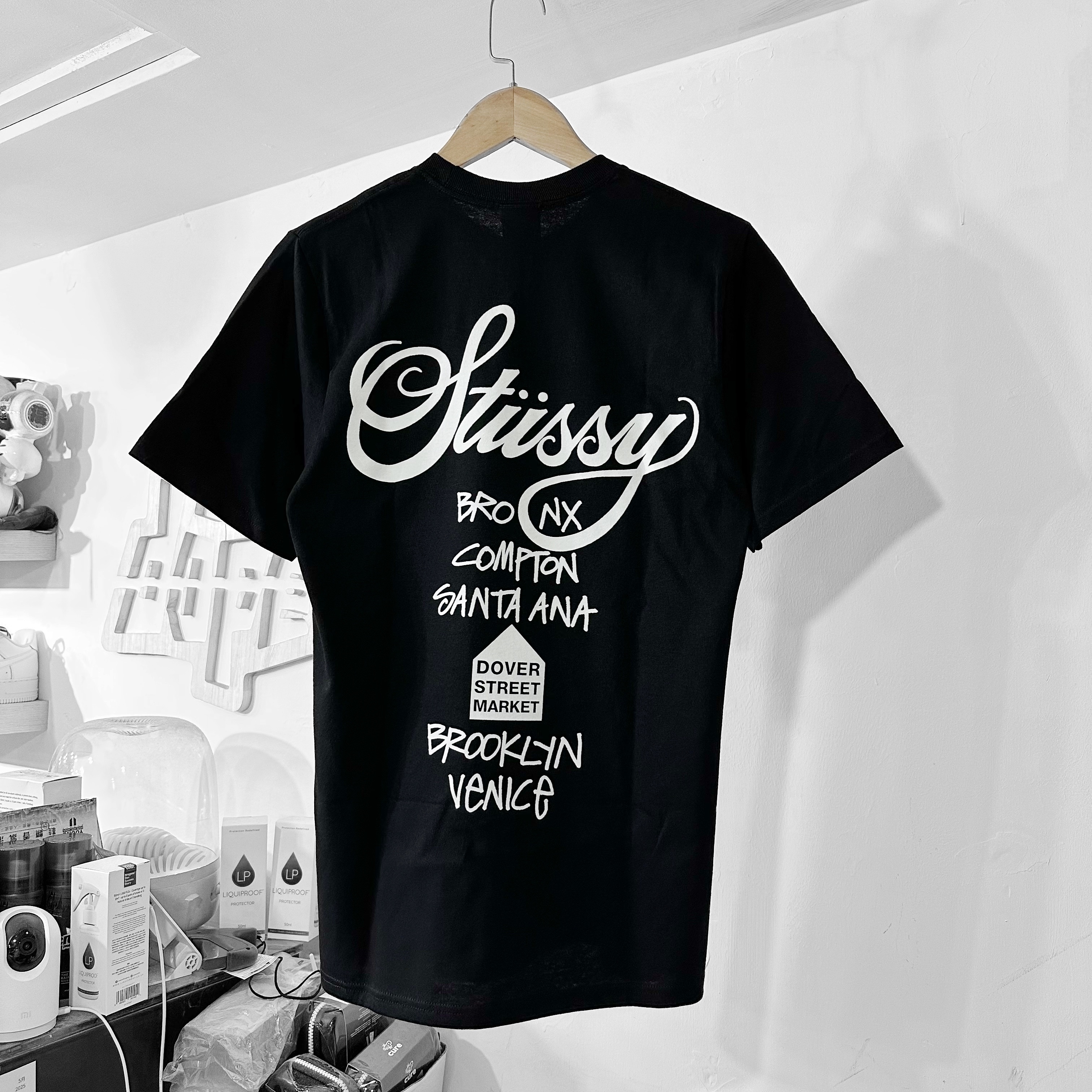 STÜSSY SS25 DSM World Tour T-Shirt Black （DSM聯名版本）
