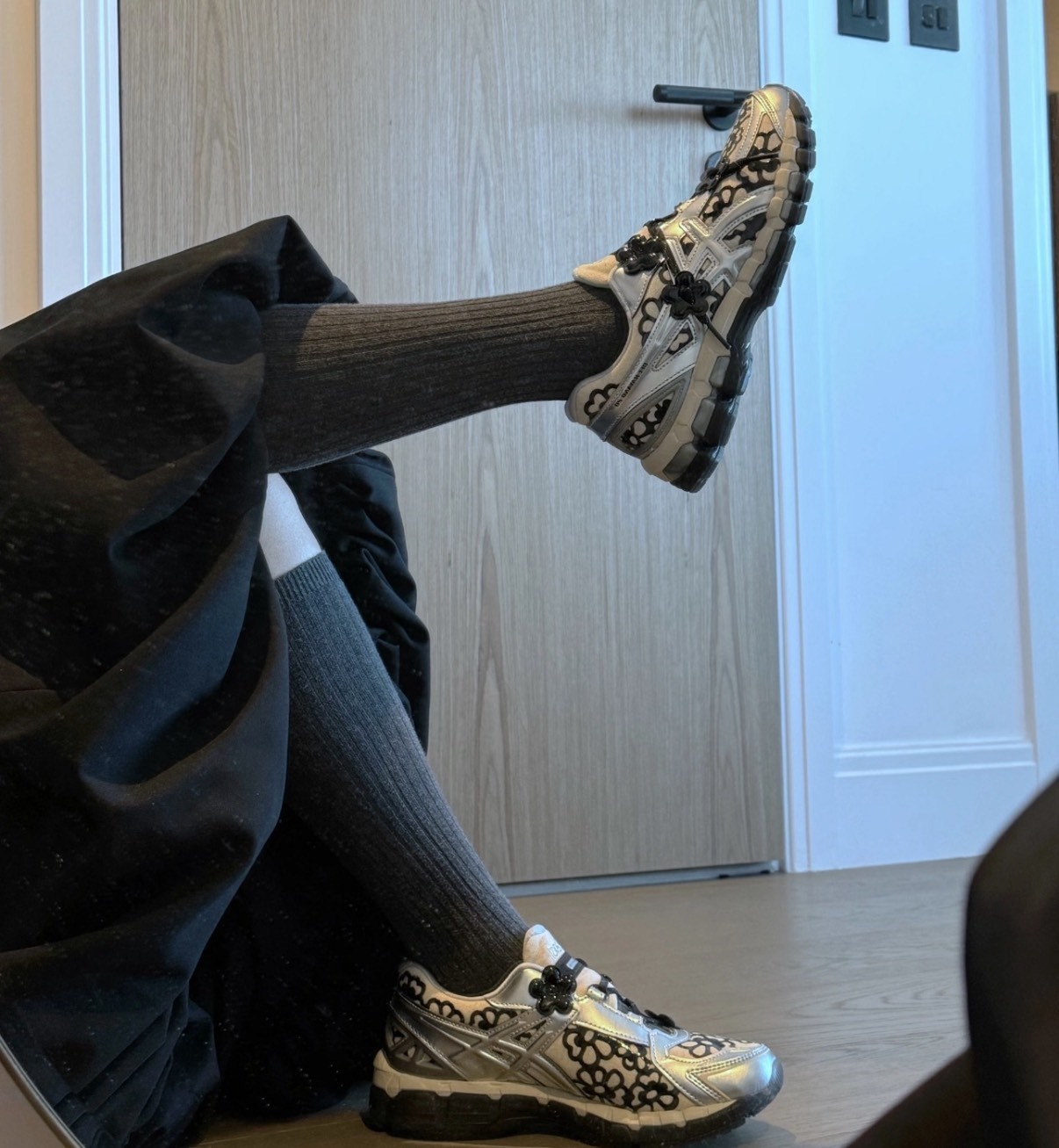 CECILIE BAHNSEN x Asics Gel-Kayano 20 銀色聯名跑鞋