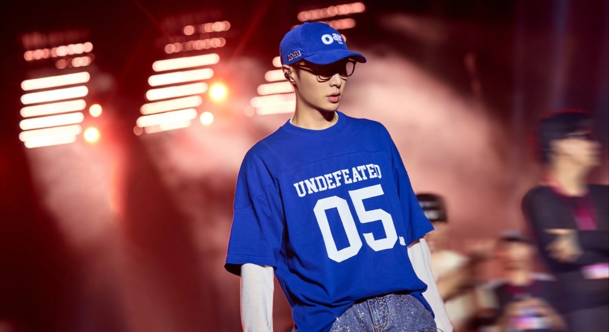UNDEFEATED SS25 5-Strikes Embroidered Logo Oversized Tee (Unisex)