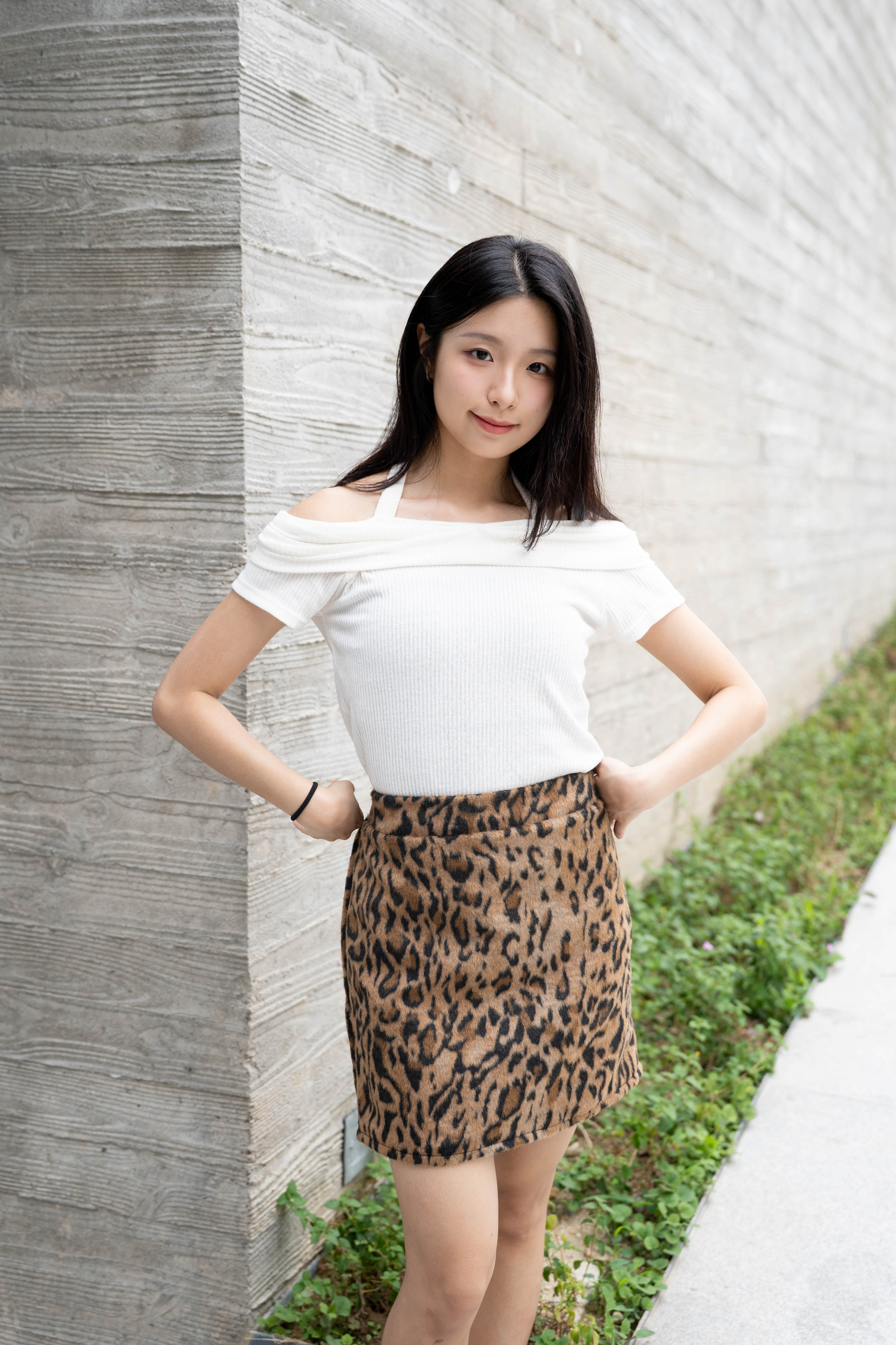 Musk Twisted Top