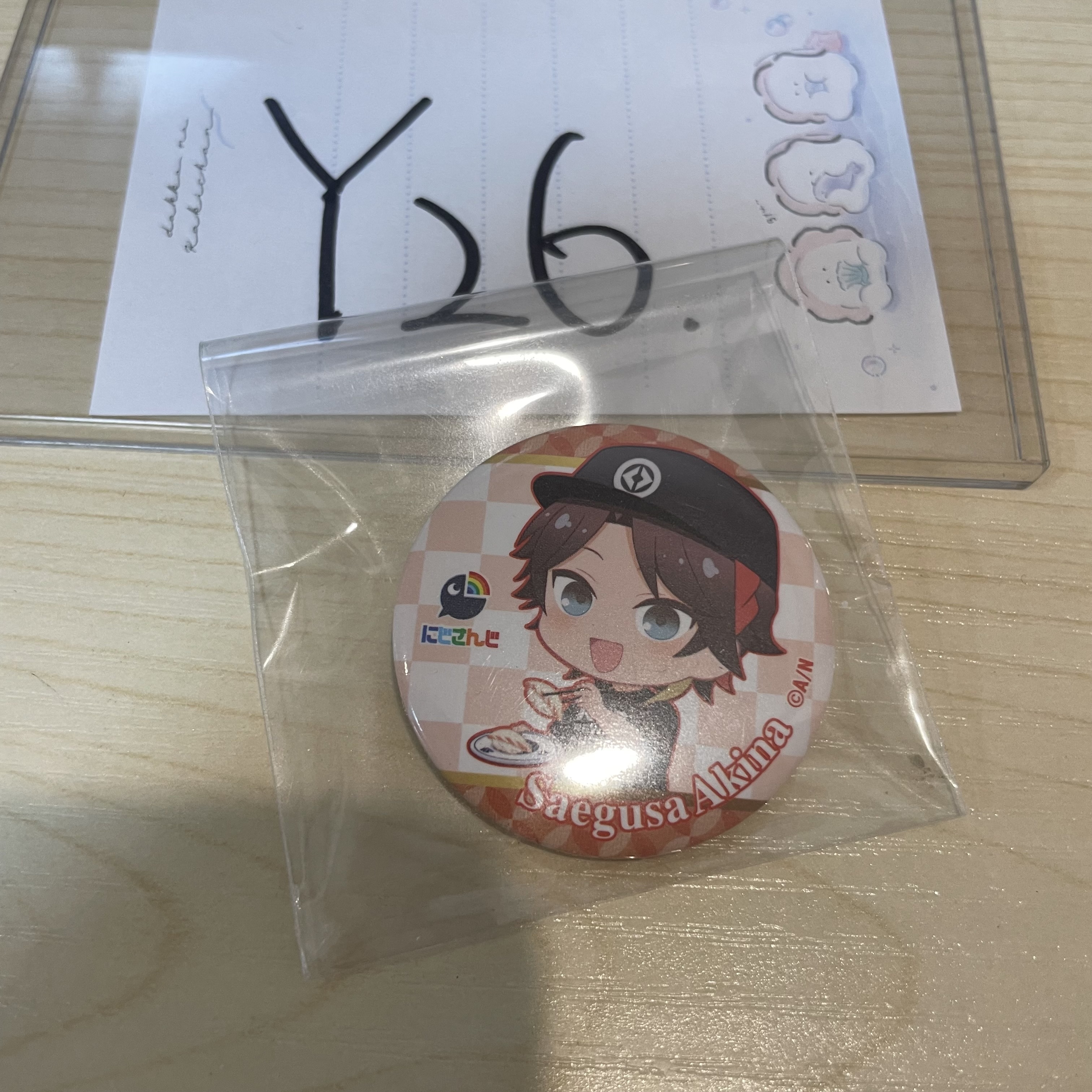 彩虹社 三枝 襟章                                      Y26