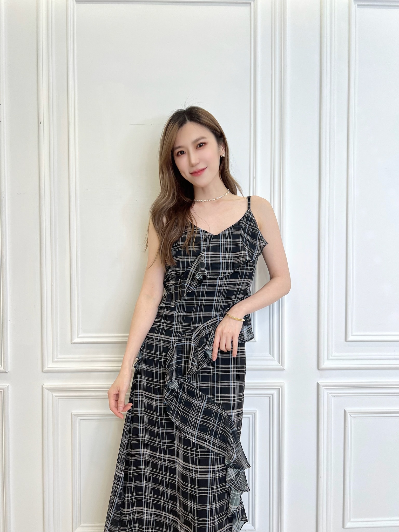輕盈細肩帶格紋荷葉長洋