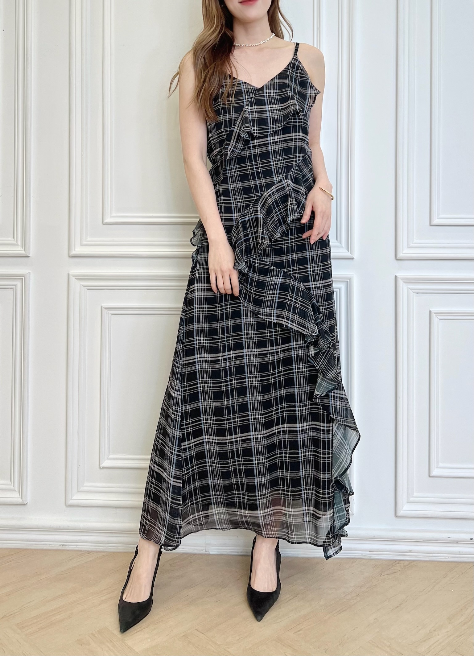 輕盈細肩帶格紋荷葉長洋