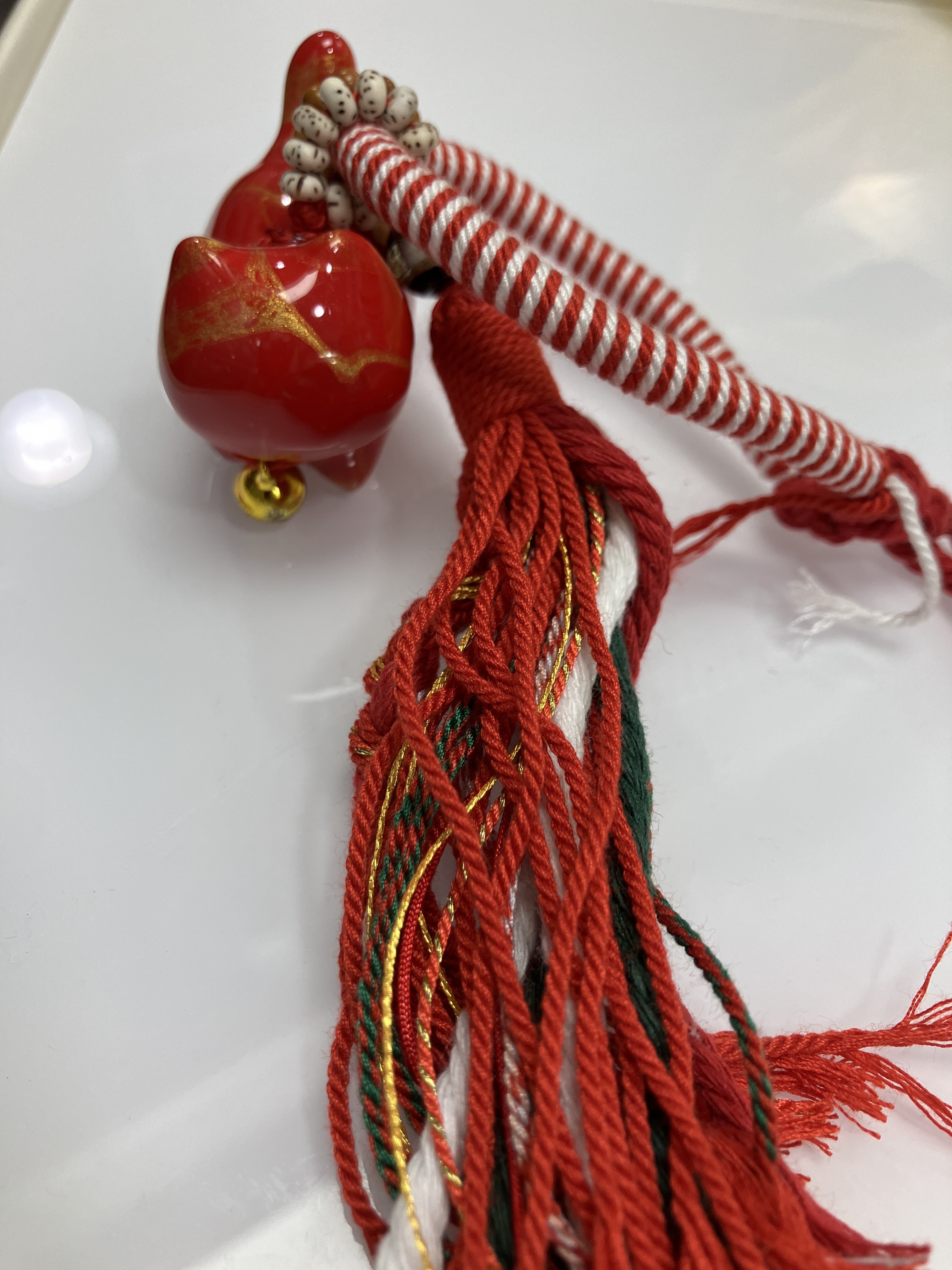 260515 - C48 大漆貓手工流動掛飾（紅色系）人手繪製 隨機圖案