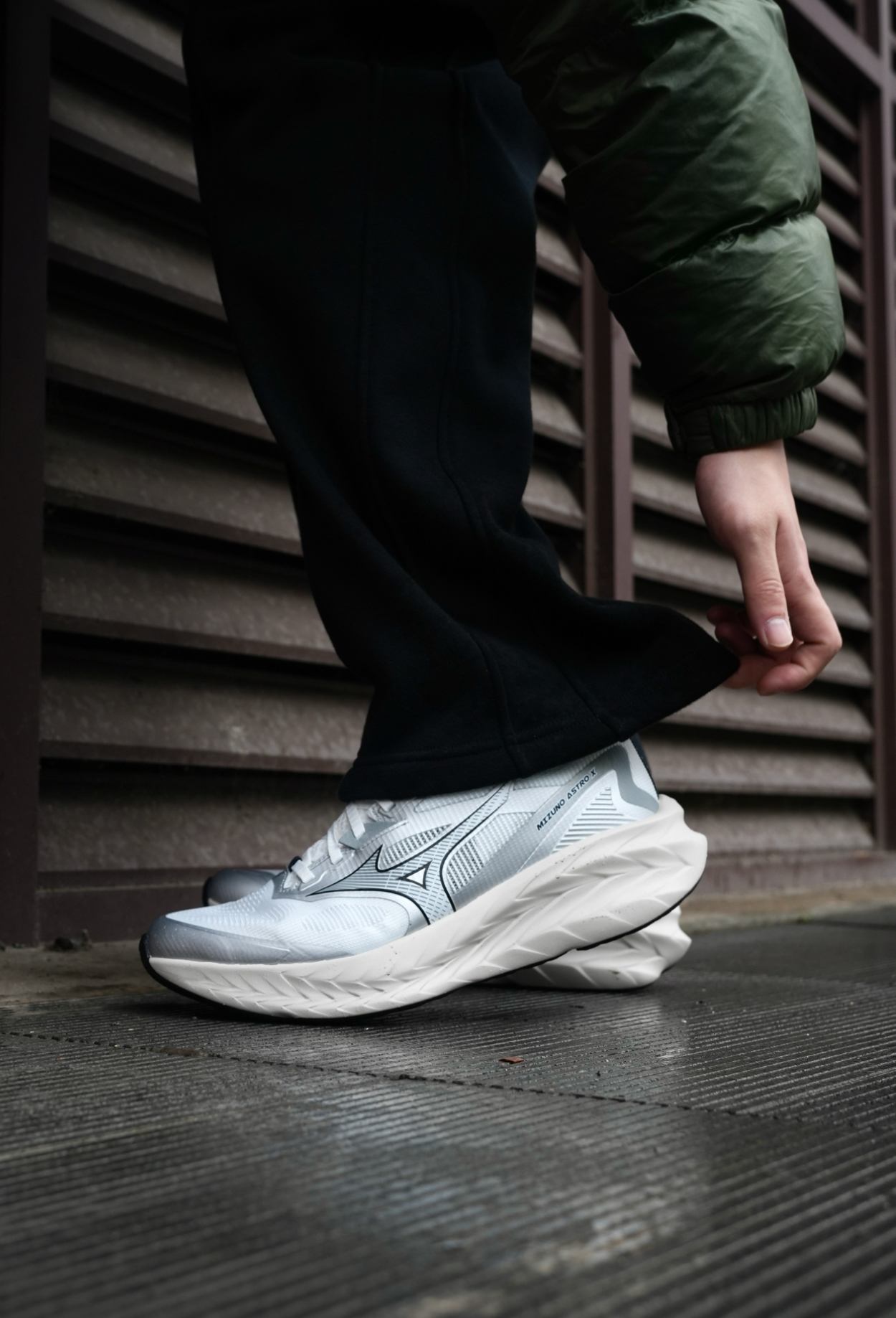 預訂| MIZUNO ASTRO X Cream / Grey