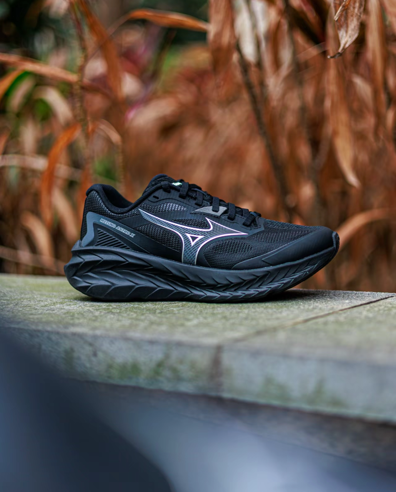 預訂 | MIZUNO ASTRO X BLACK/ SMOKE GREY