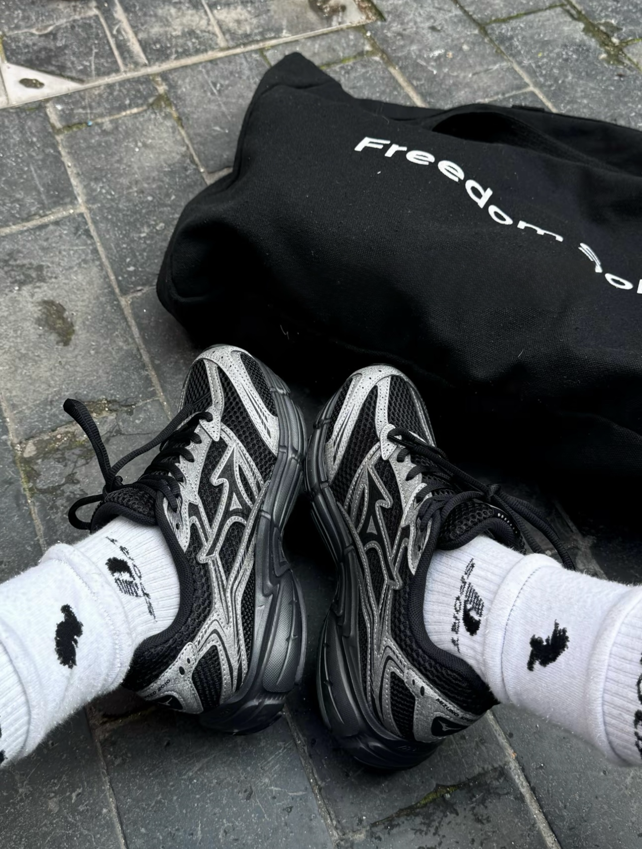 MIZUNO SPEED 2010（白/黑銀/百合白/黑）