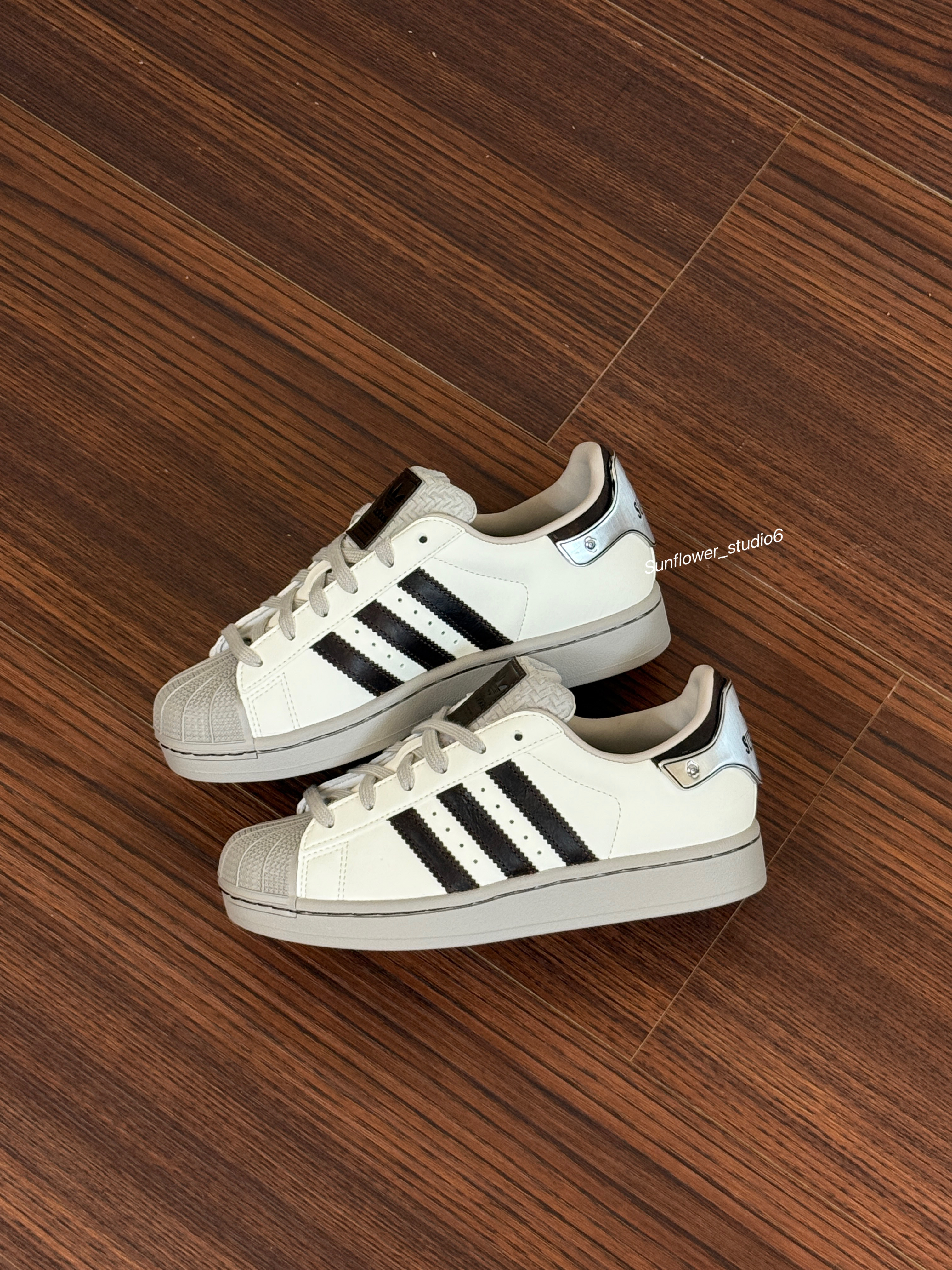 Adidas Originals Superstar 2.0 提拉米蘇 金屬 米白 白灰 皮革 復古 貝殼鞋 JQ6250/預購