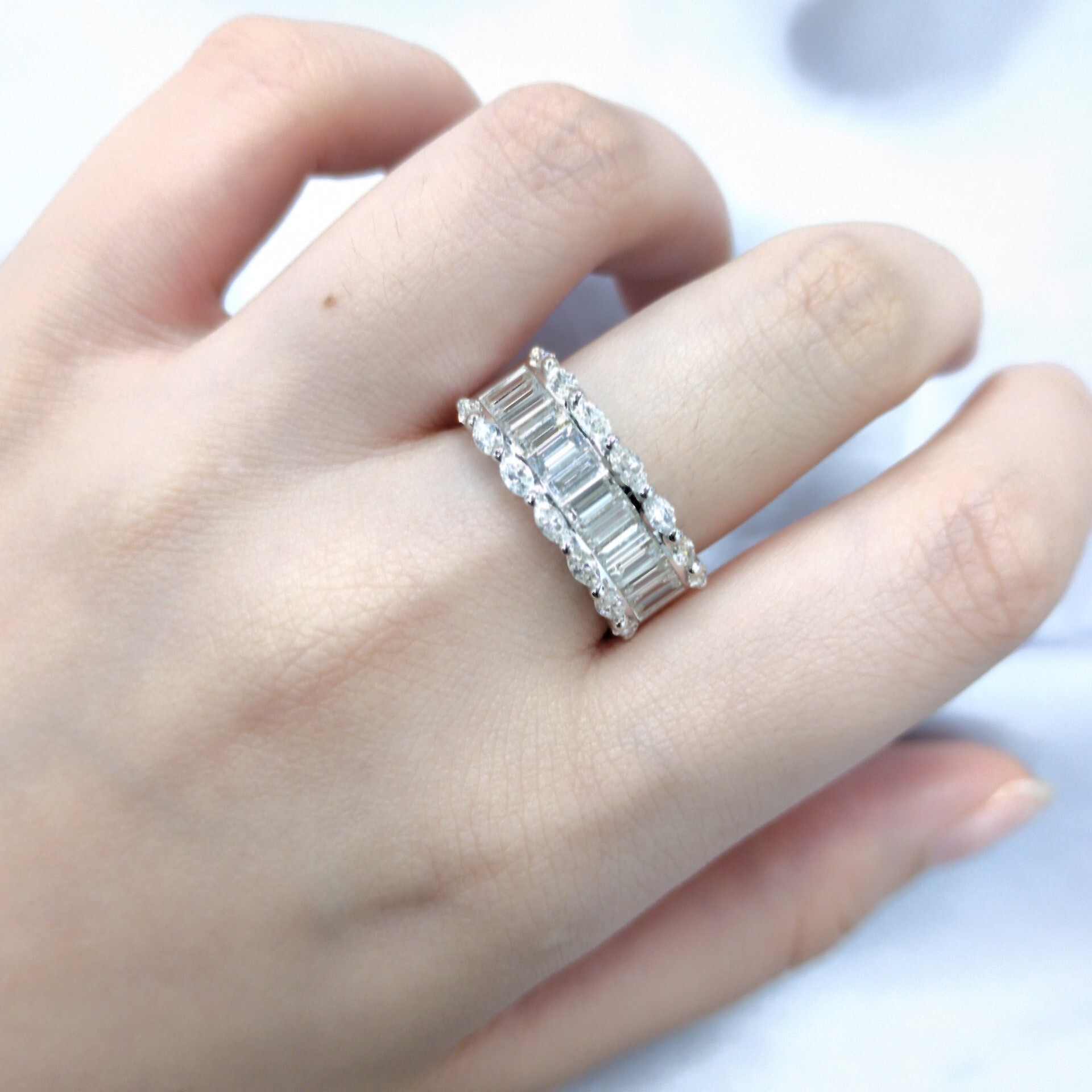 18K White Gold 2.14ct Princess Cut Diamond Ring