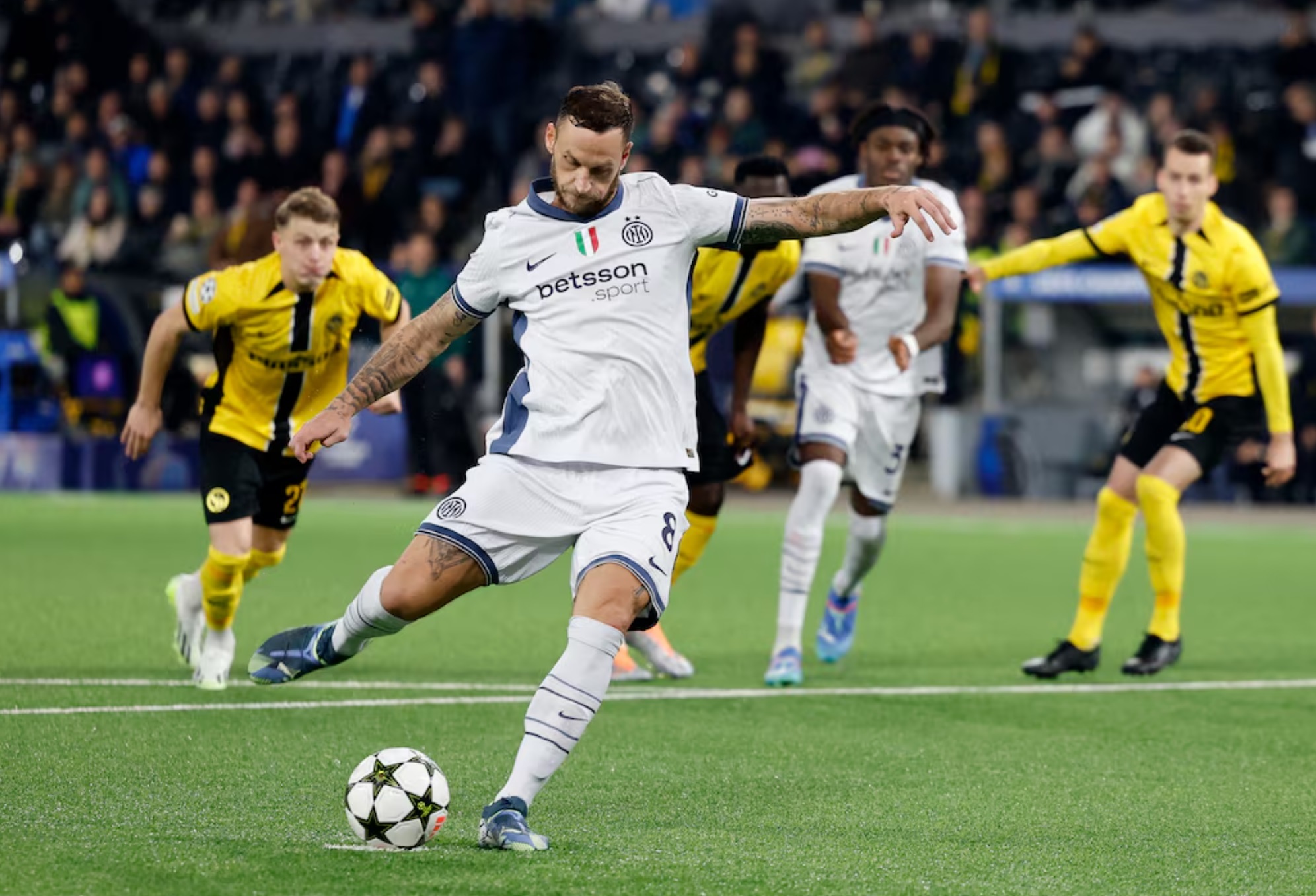 24-25國際米蘭作客球迷版球衣