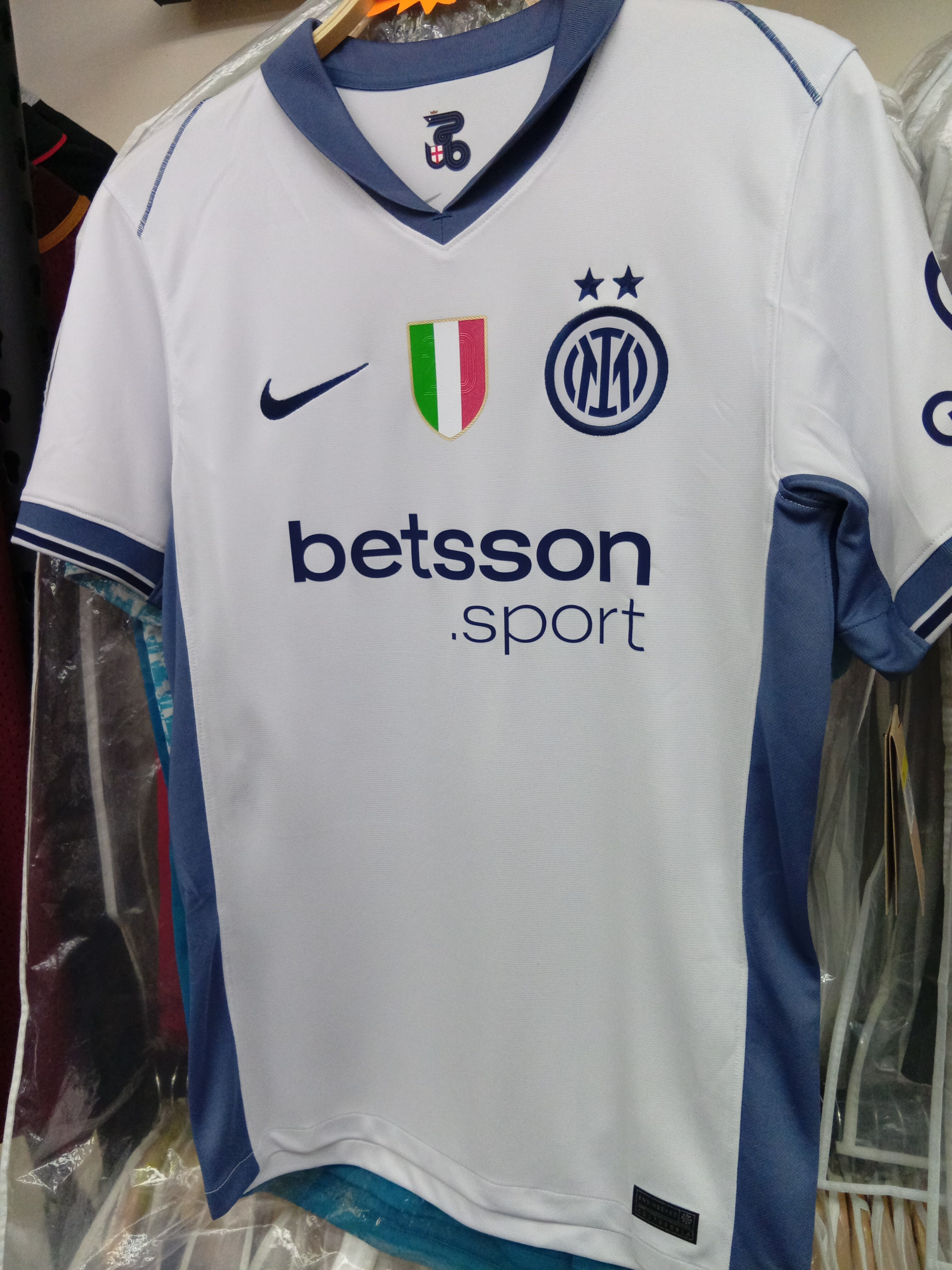 24-25國際米蘭作客球迷版球衣