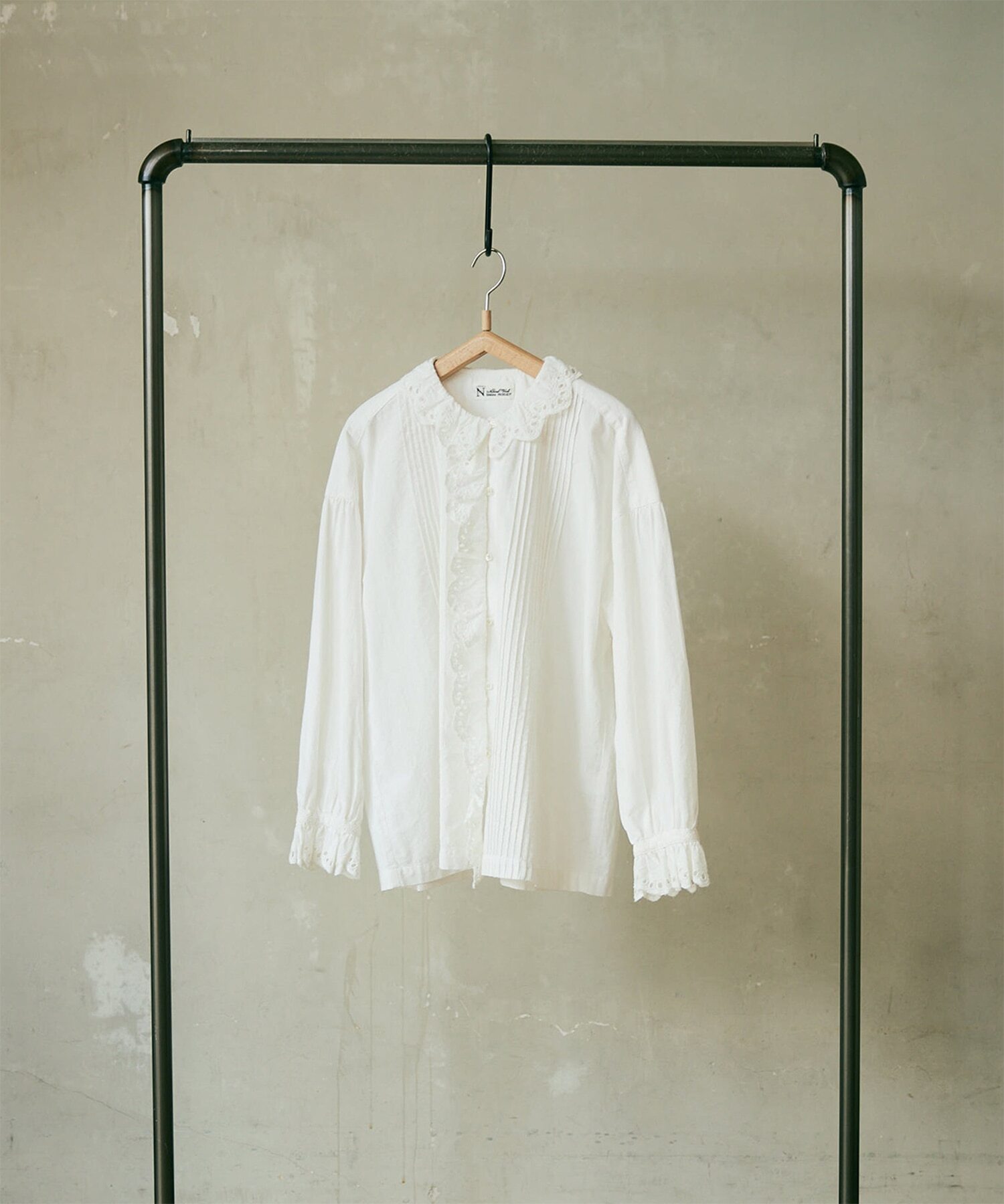 蕾絲小花邊襯衫