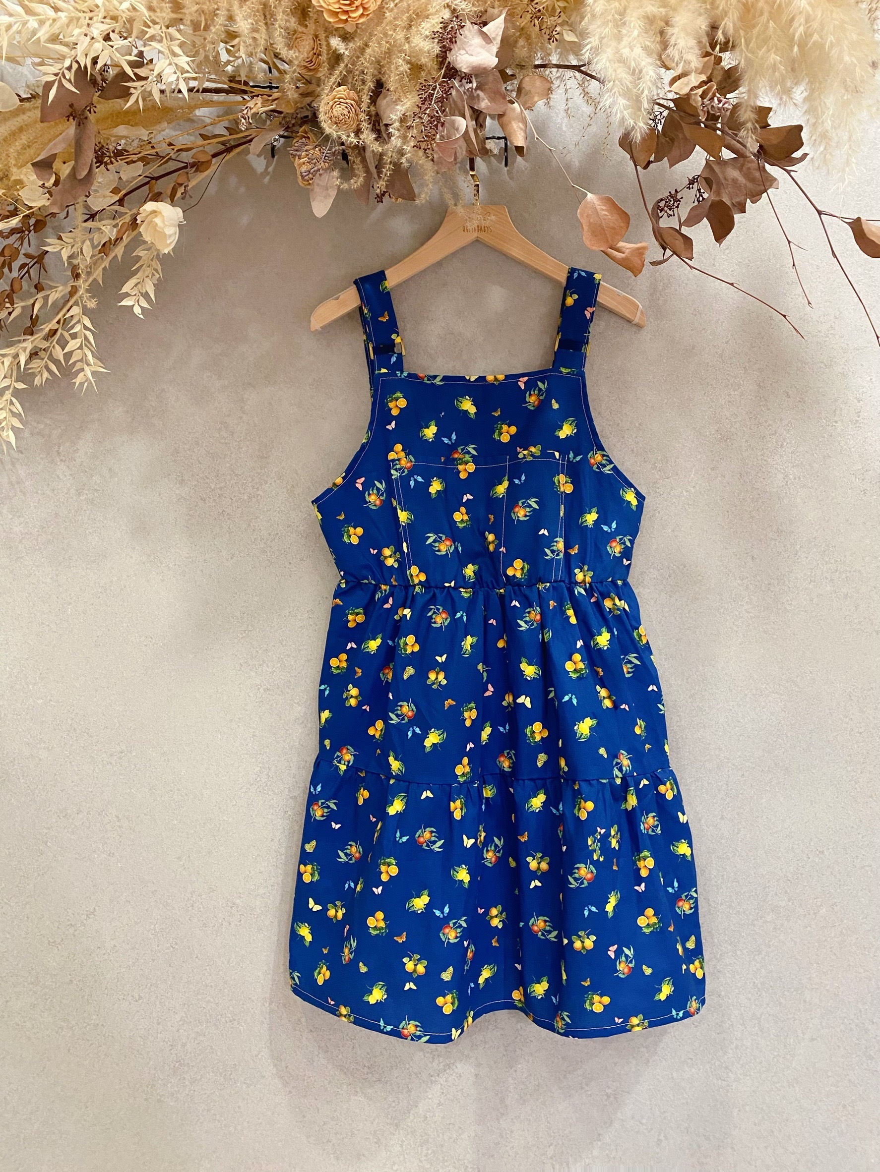 水果蝴蝶 媽咪吊帶千層短洋裝