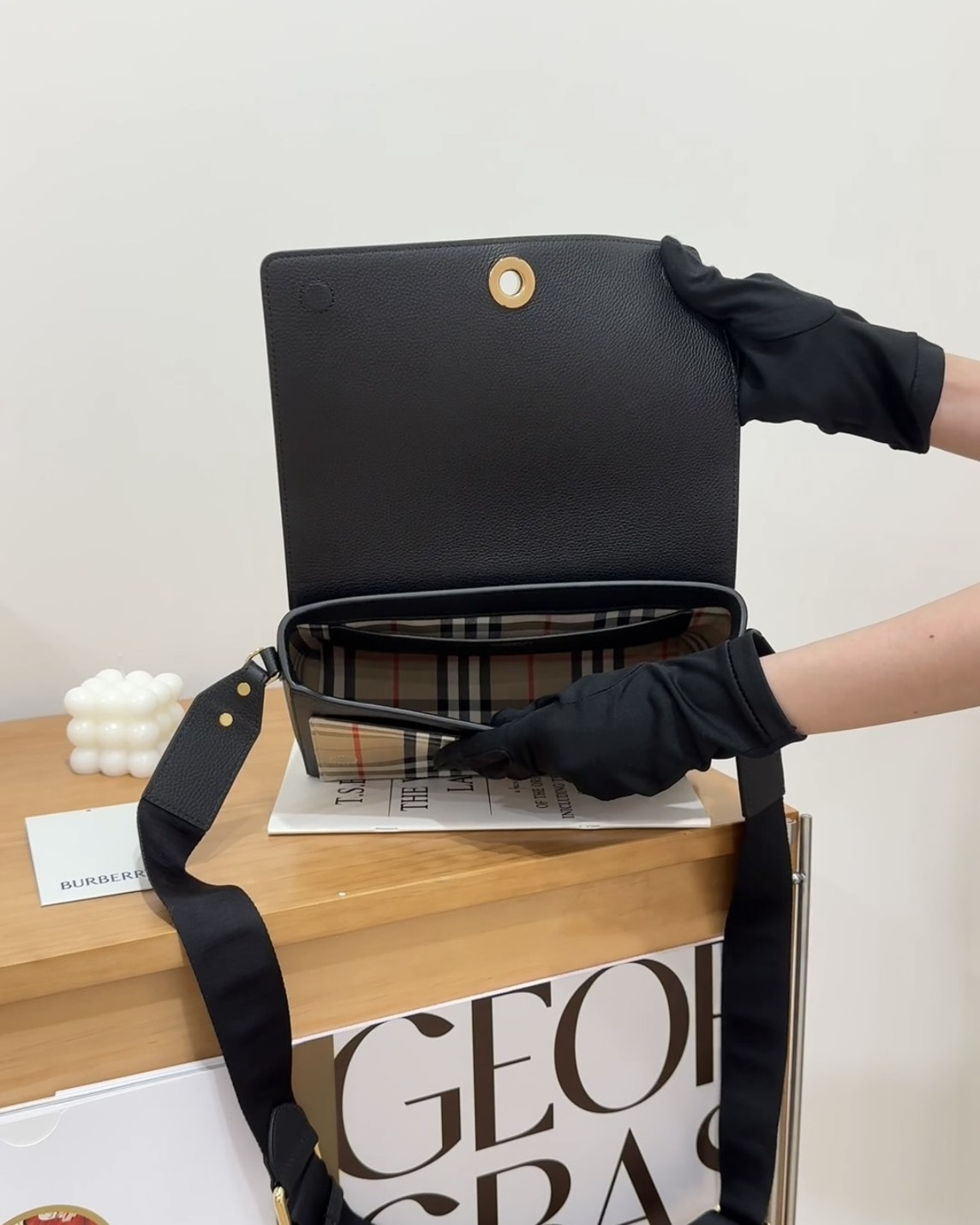 BURBERRY｜NOTE VINTAGE 郵差包 黑色