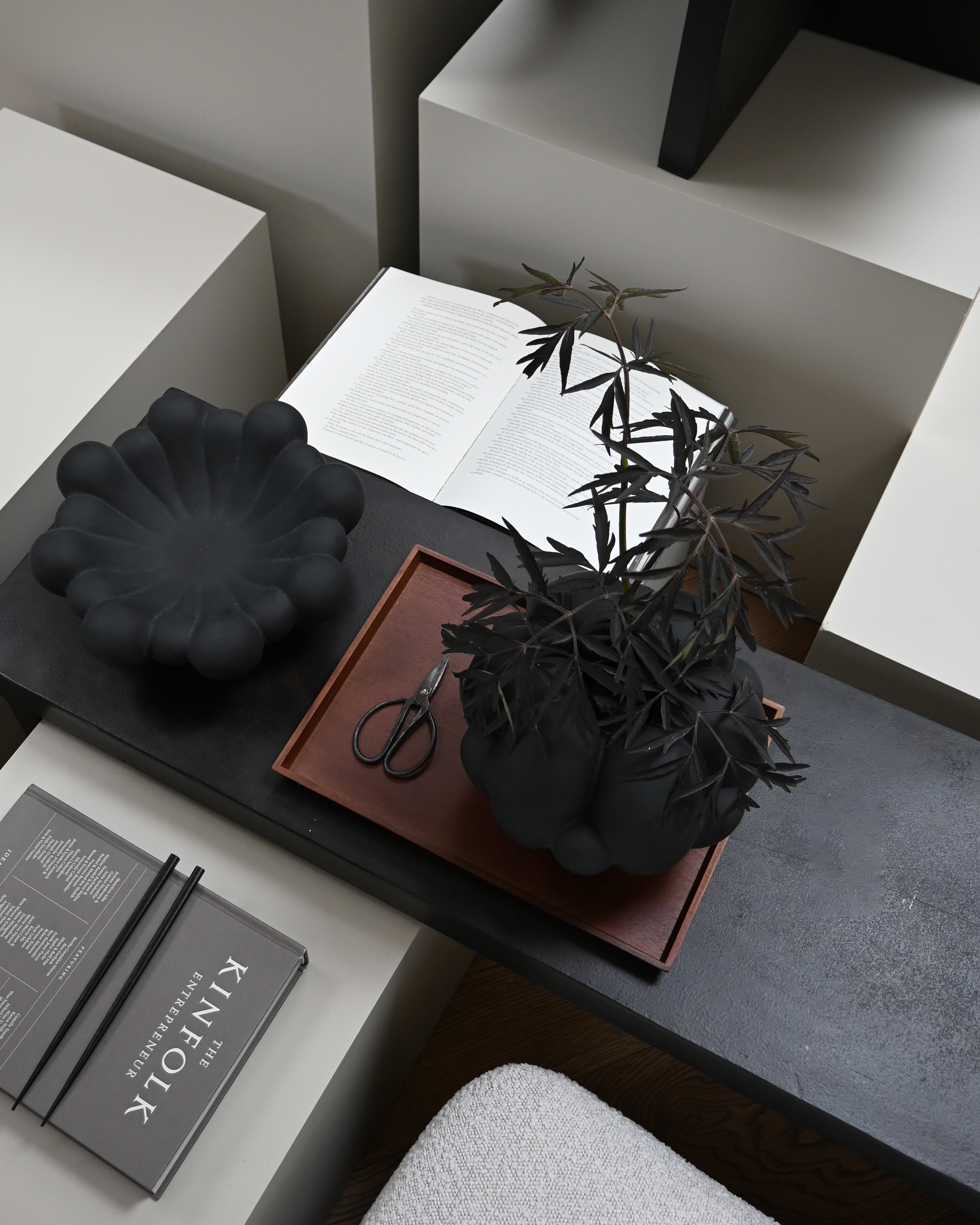 101CPH 綻放花瓶/迷你 黑色