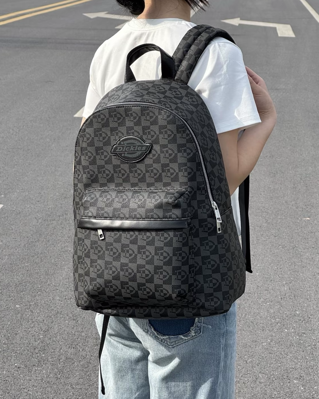 Dickies 滿版老花 後背包 黑灰 深灰 皮革 復古 雙肩包