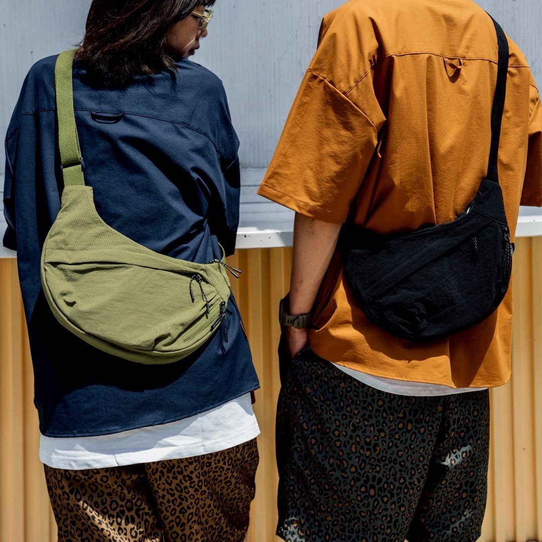 312# 尼龍水洗布單肩包