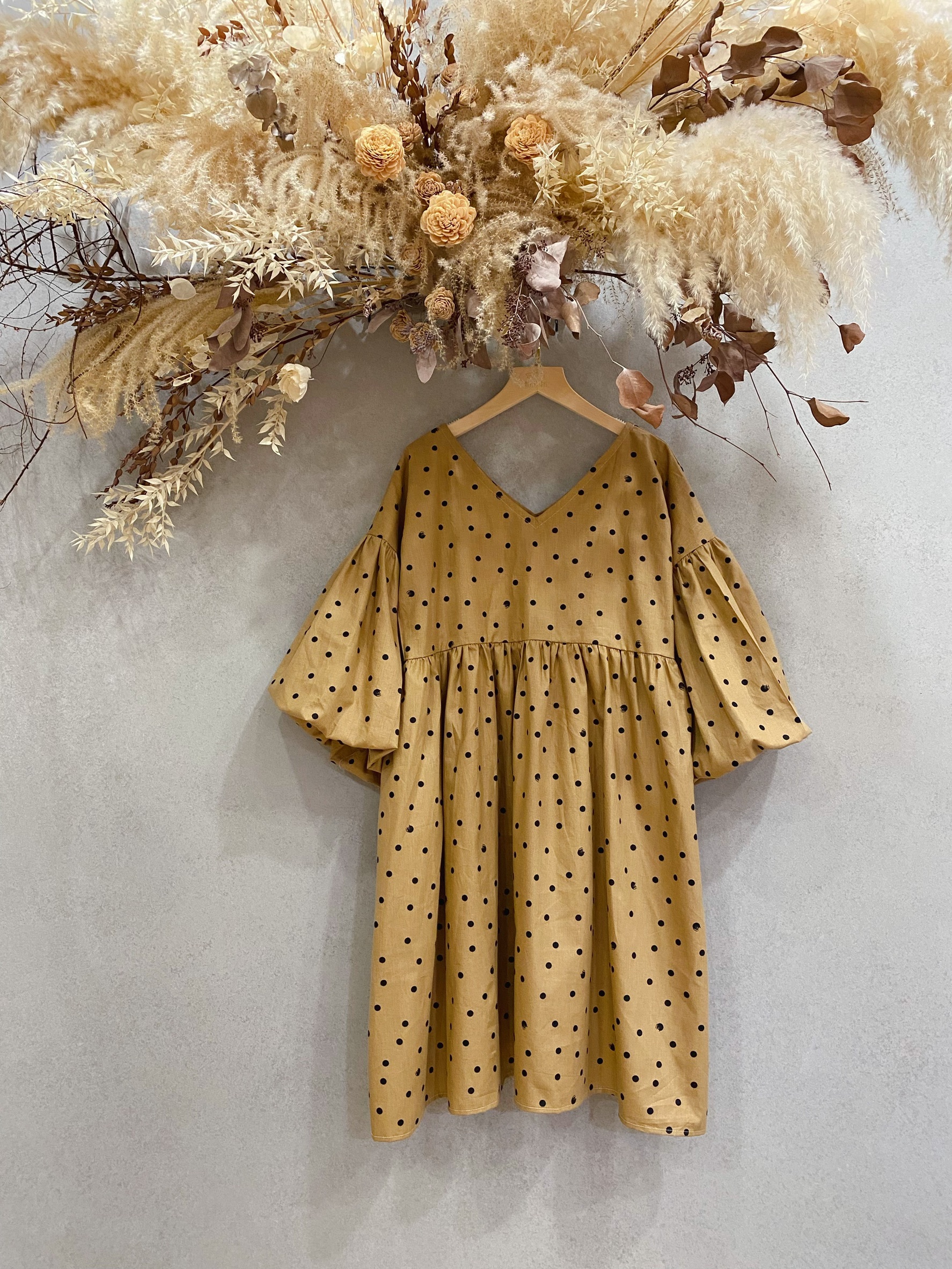 奶茶珍珠貓咪 媽咪泡泡袖洋裝