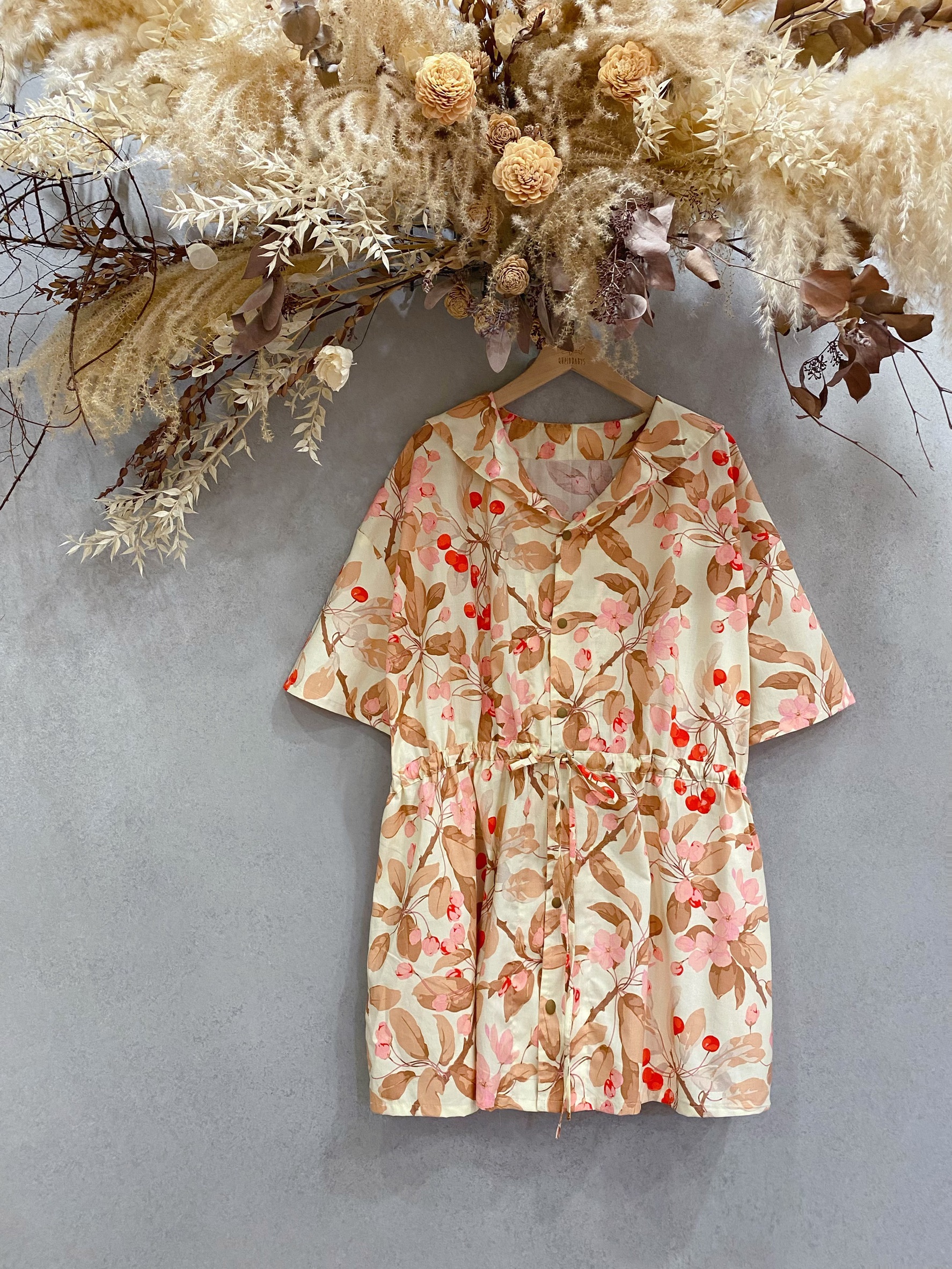 米底紅果實 媽咪海軍領綁帶短外套