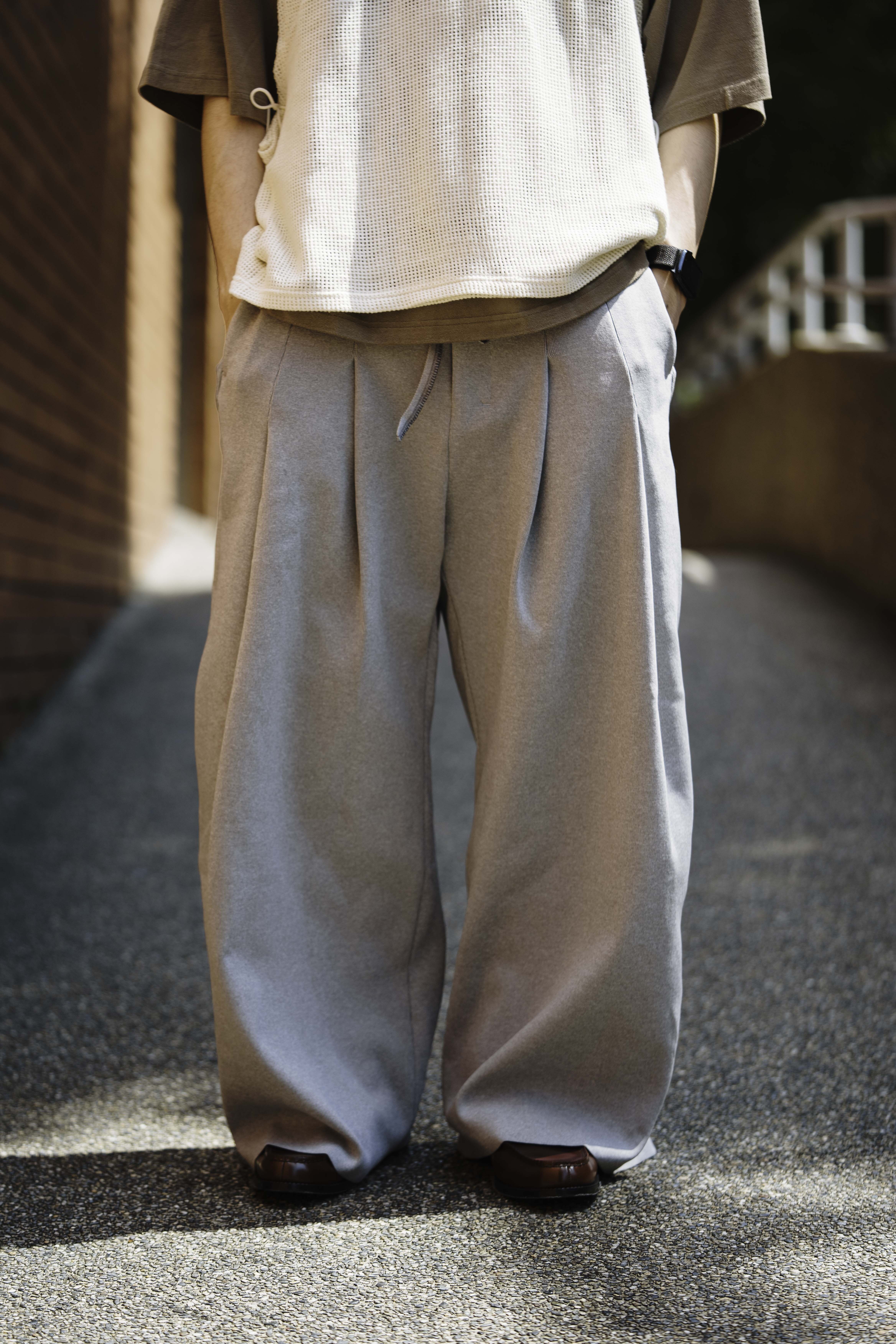 SHINYAKOZUKA - KNITTED BAGGY / 2COLORS