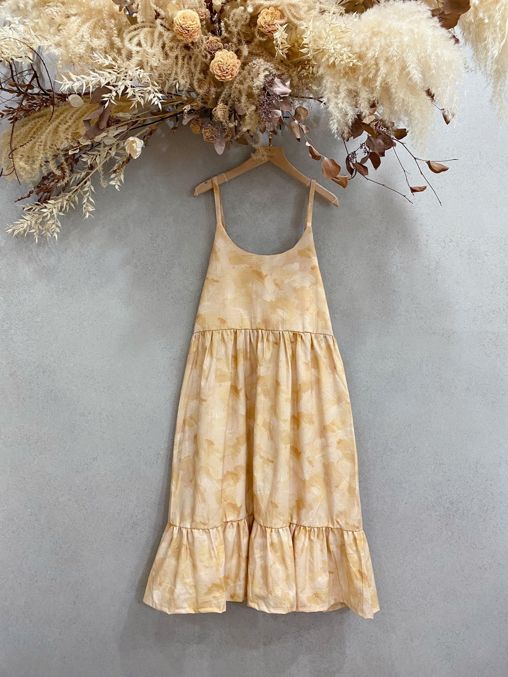 橘刷色 媽咪吊帶蛋糕長洋裝