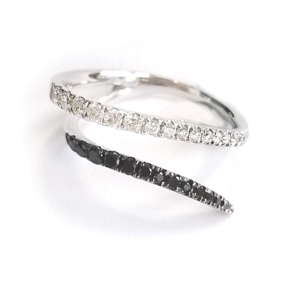 18K白金天然鑽石戒指