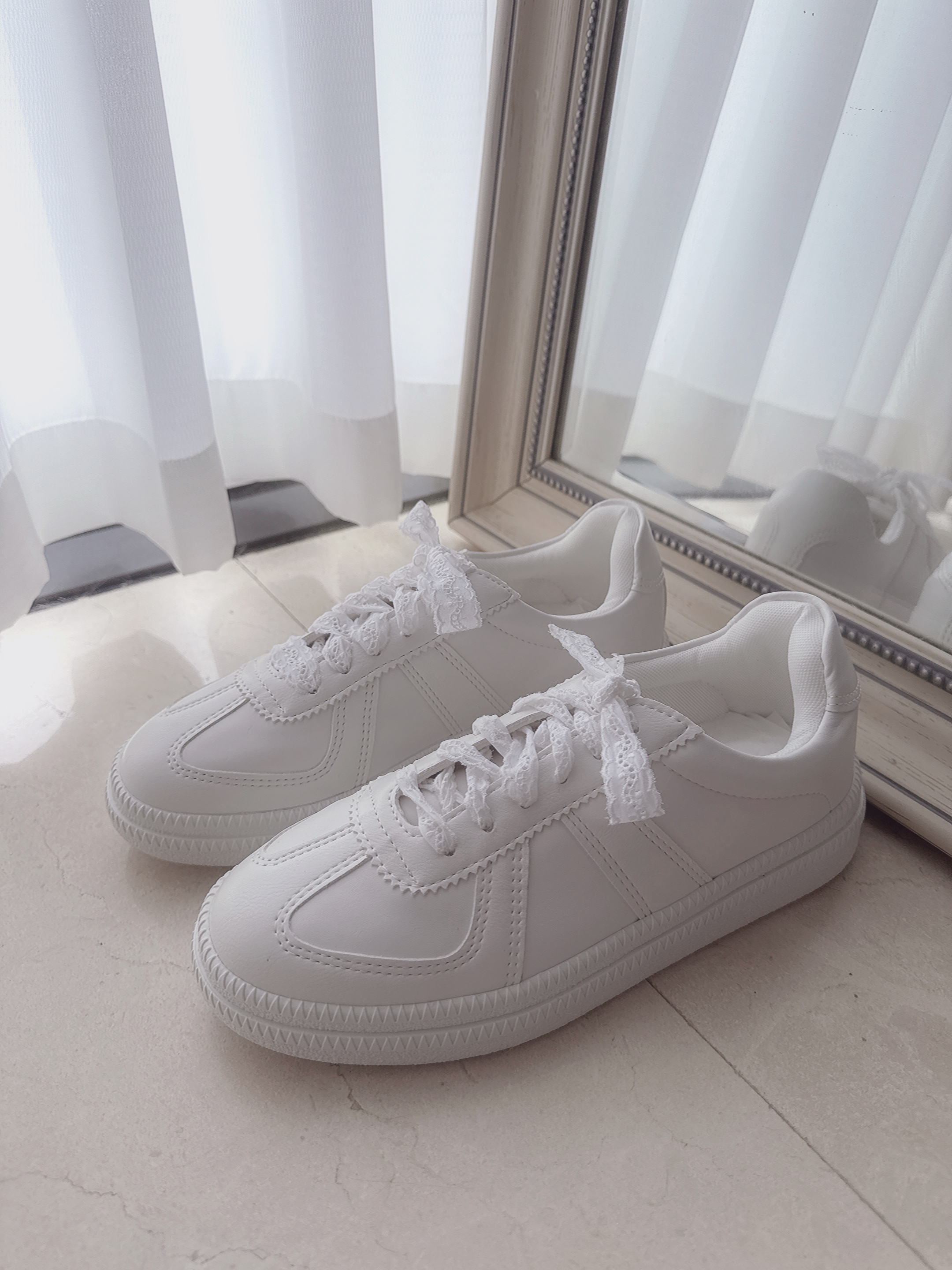 🎀 THE CROCHET RIBBON LACE WHITE GAT SNEAKER - LIVE 0524