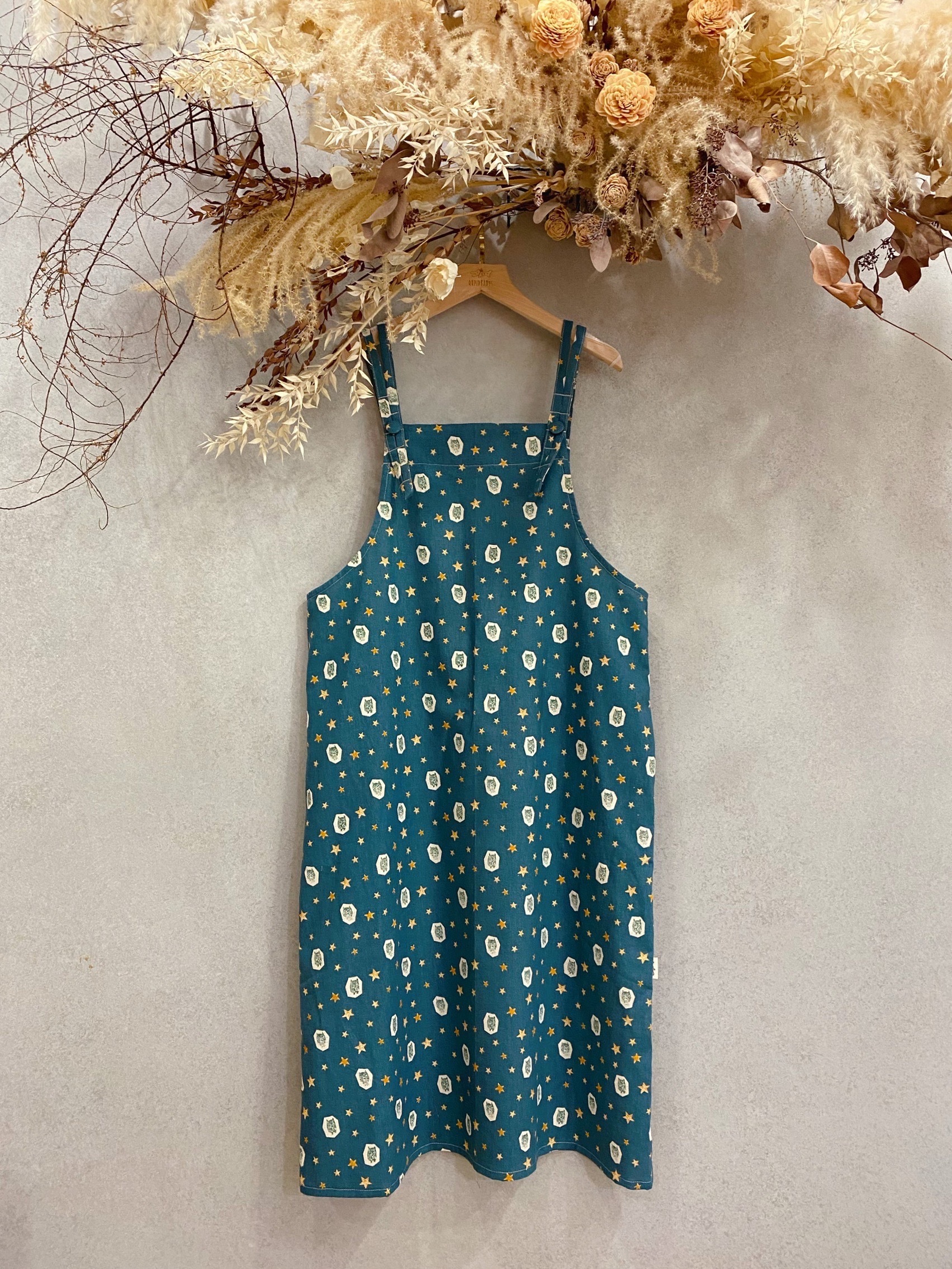 藍綠星星貓頭鷹 媽咪吊帶包釦長洋裝