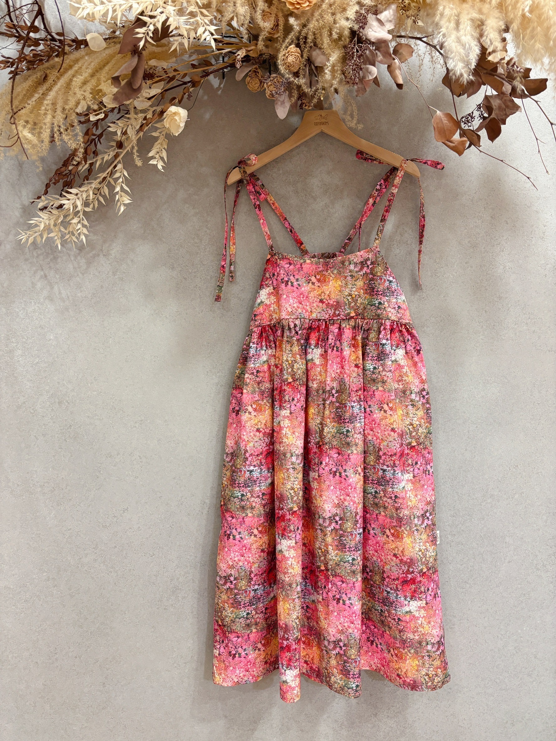 晨曦花火 媽咪吊帶長洋裝