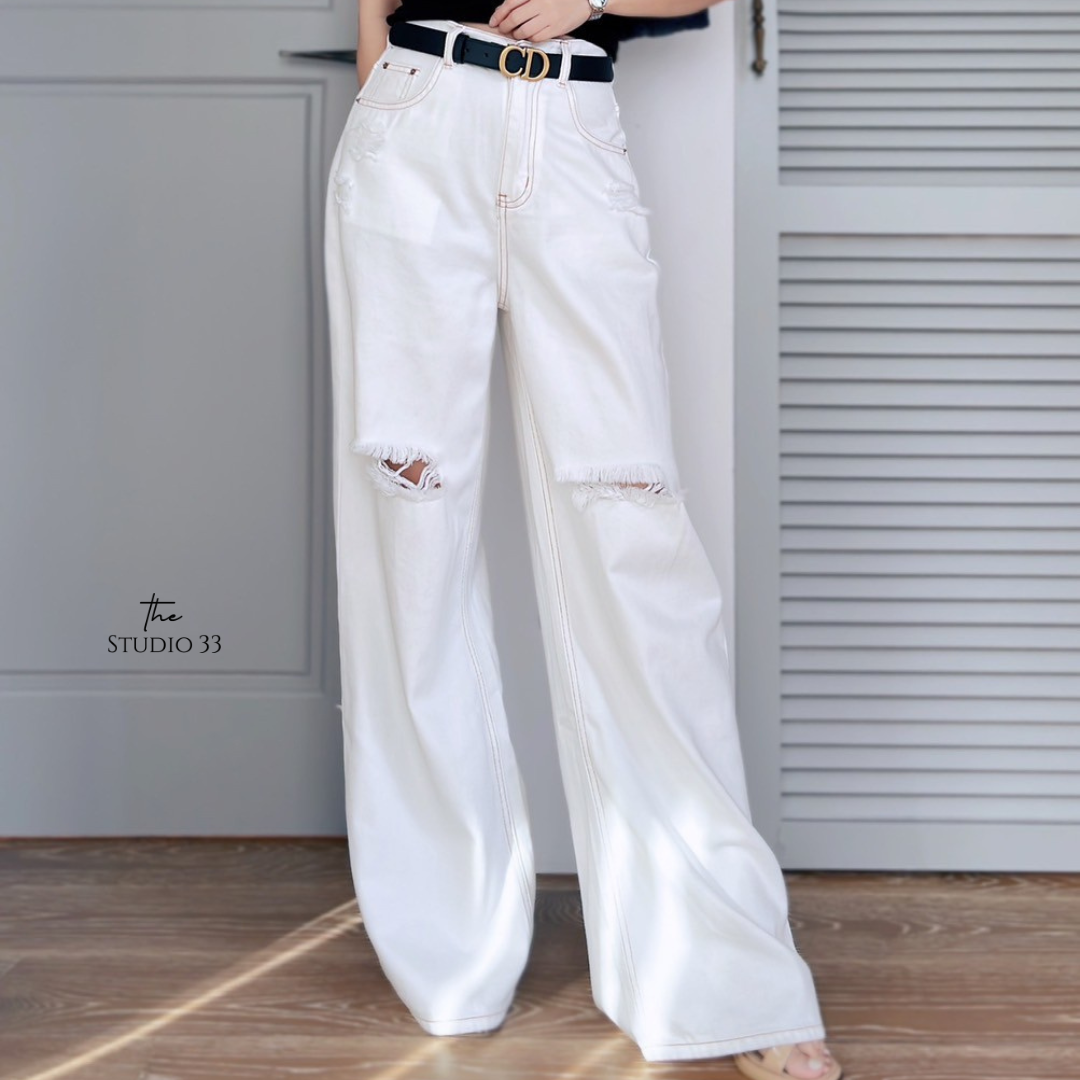 Nellie&Co.夏季不貼腿薄款破褲