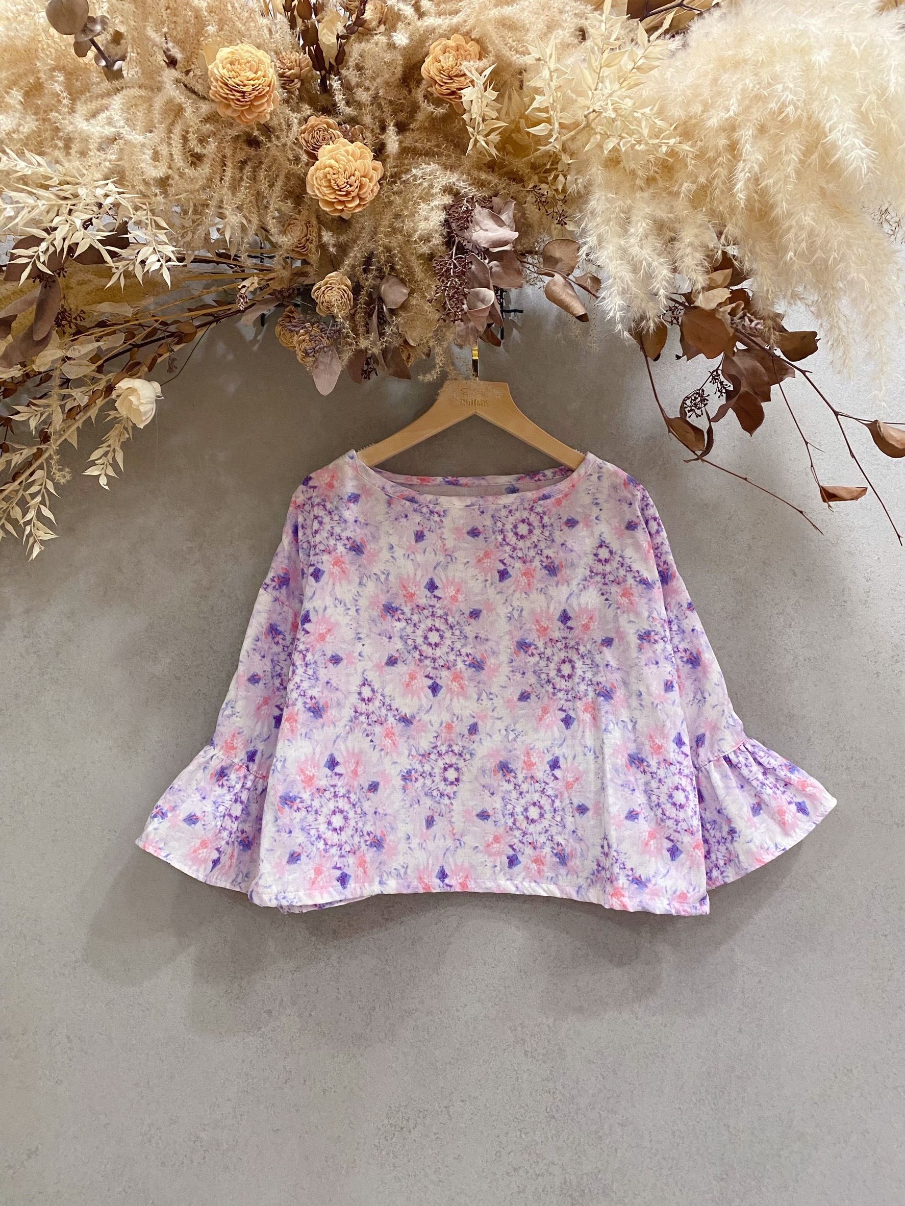 紫萬花筒 媽咪木耳袖上衣