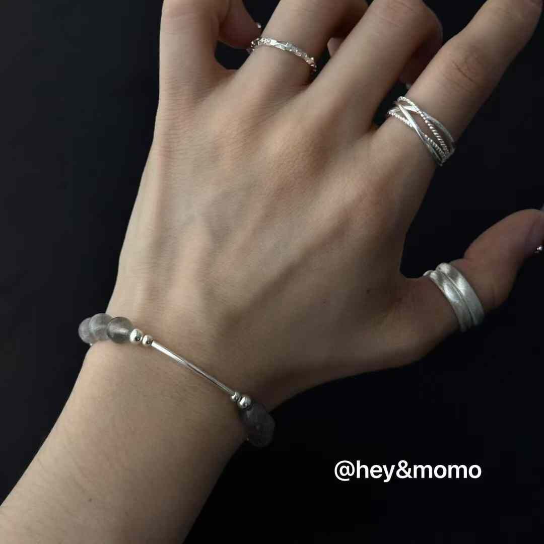 HM4353 925銀基礎灰月光碎銀簡約彈力繩手鍊