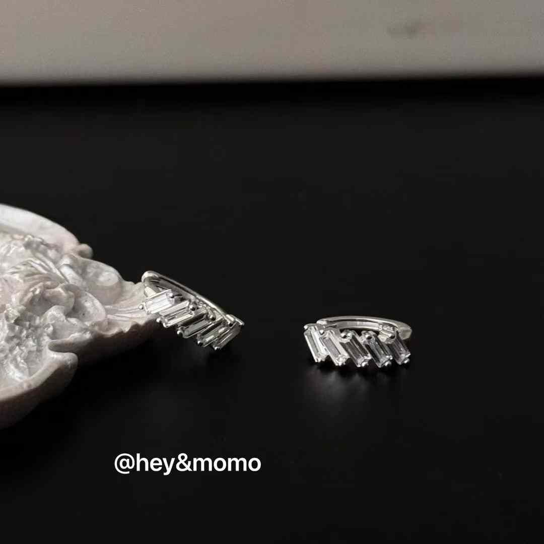 HM4357 925銀施華洛水晶時尚耳圈