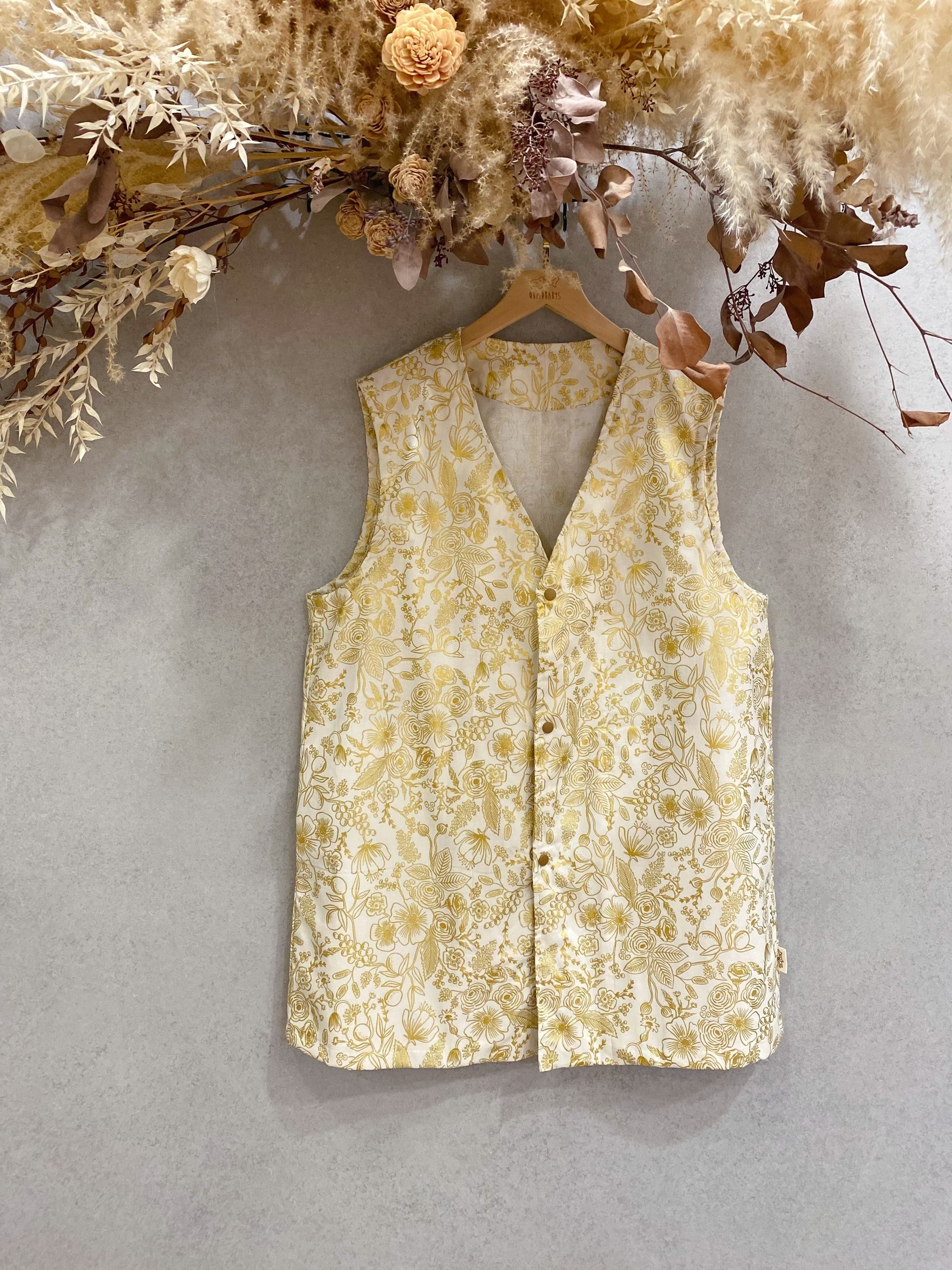 米底燙金花 媽咪復古短背心