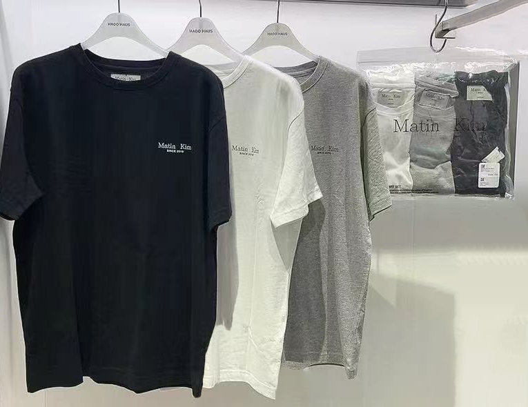現貨  Matin Kim 經典 小Logo 黑白灰 T-Shirts 超值 短袖 上衣 三件 套組