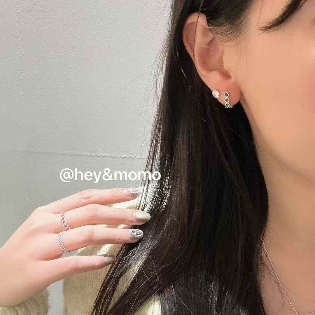 HM4367 925銀黑鑽簡約大氣耳扣