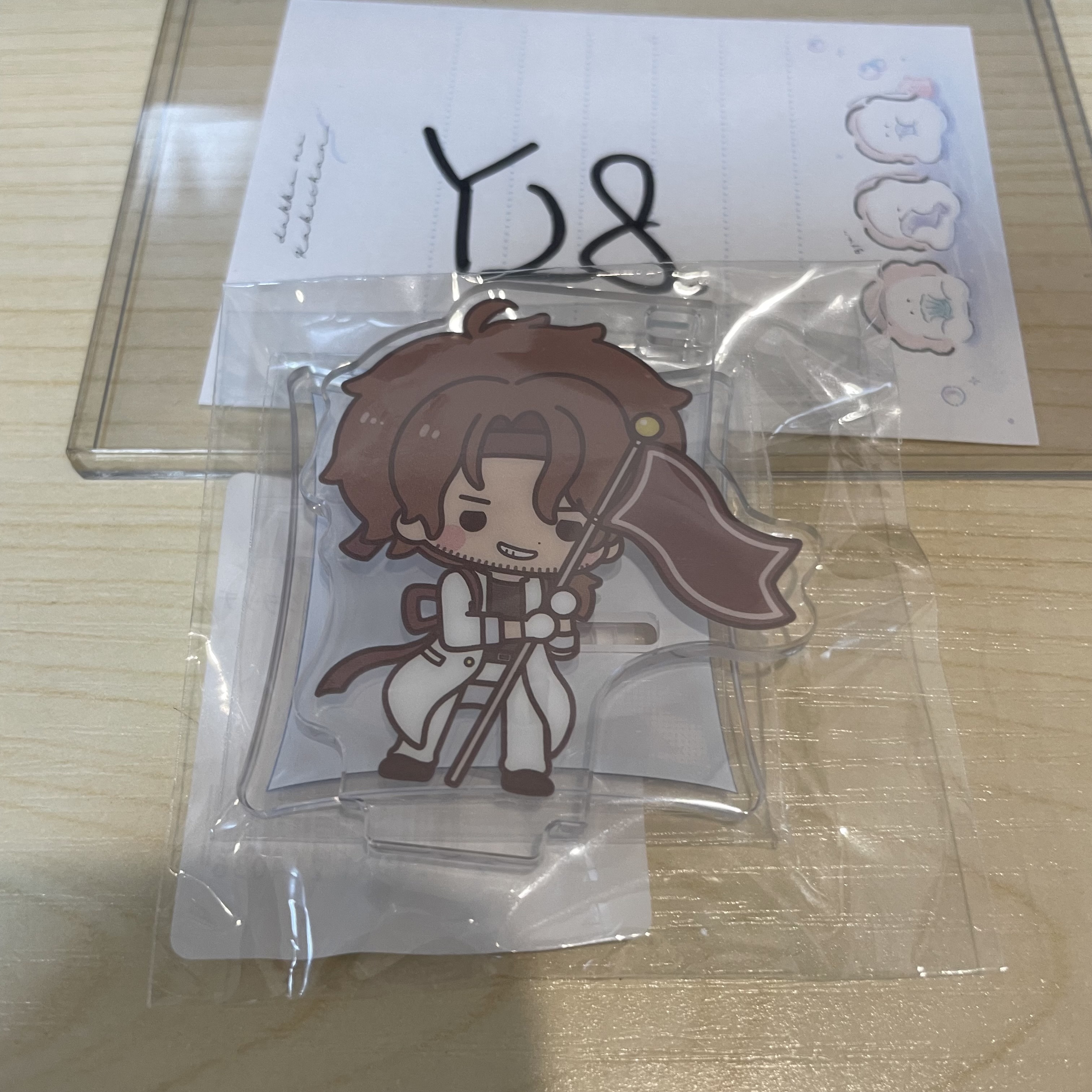 彩虹社 BELMOND 立牌                                            Y28