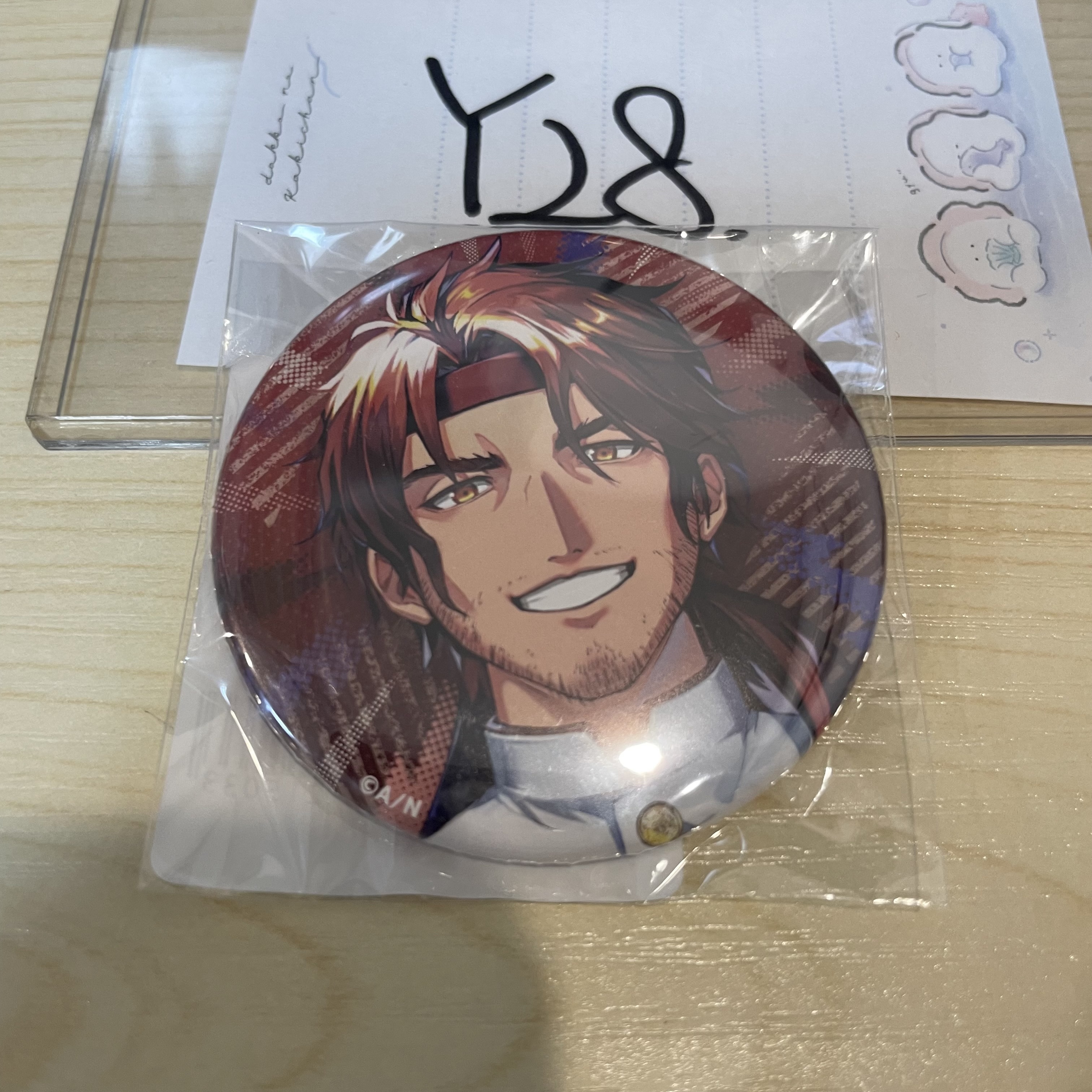 彩虹社 BELMOND 襟章                                            Y28