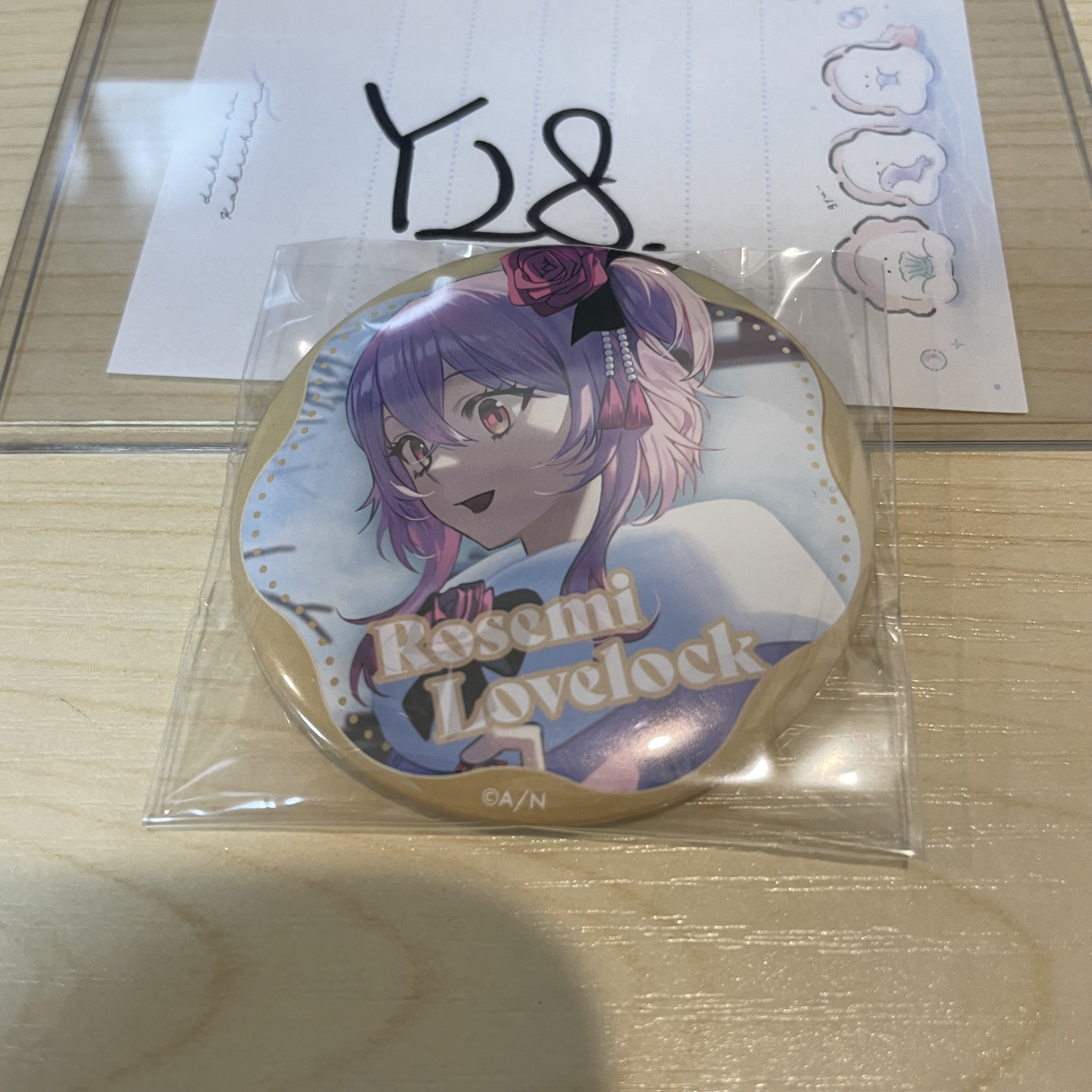 彩虹社 ROSEMI 襟章                                            Y28