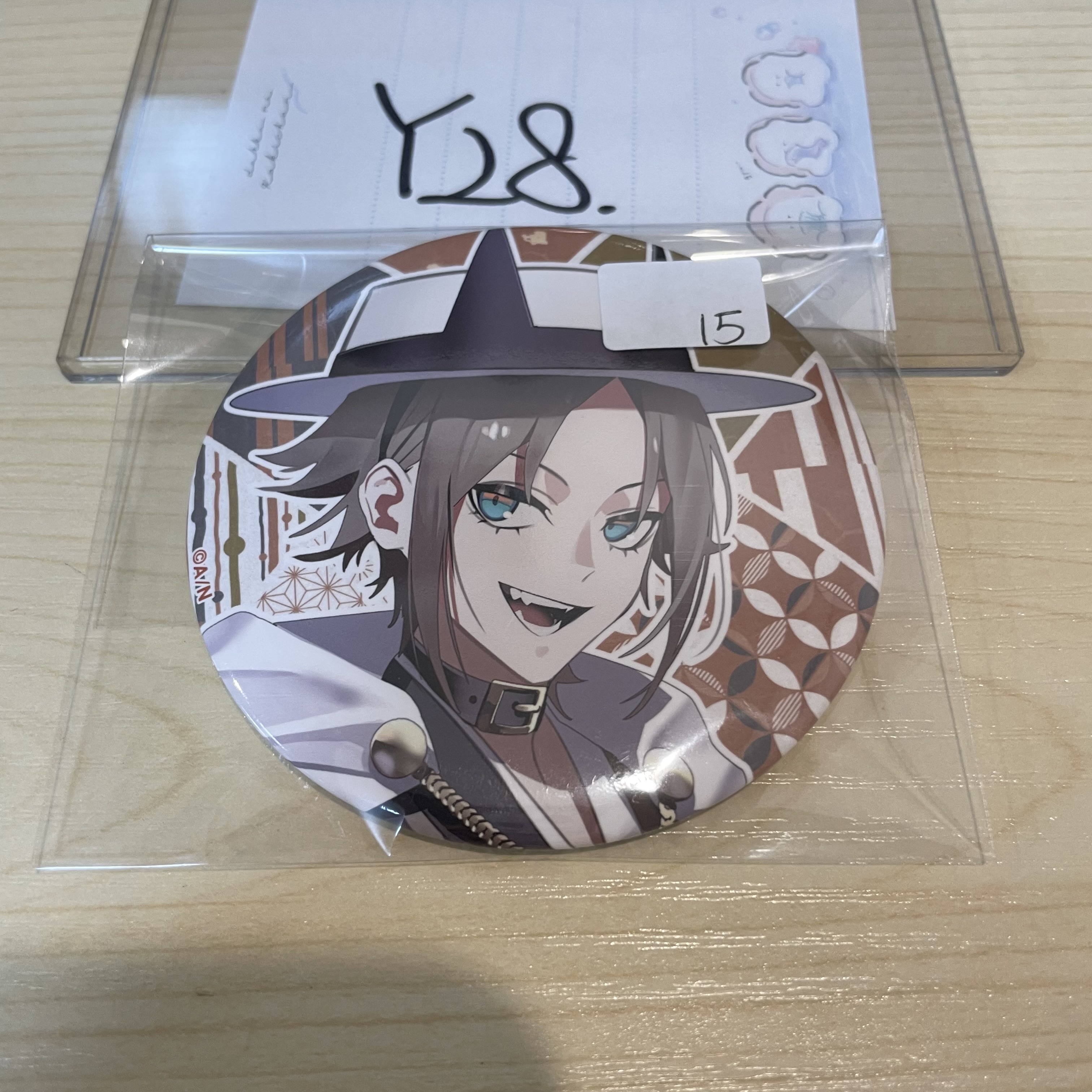 彩虹社 MYSTA 襟章                                            Y28