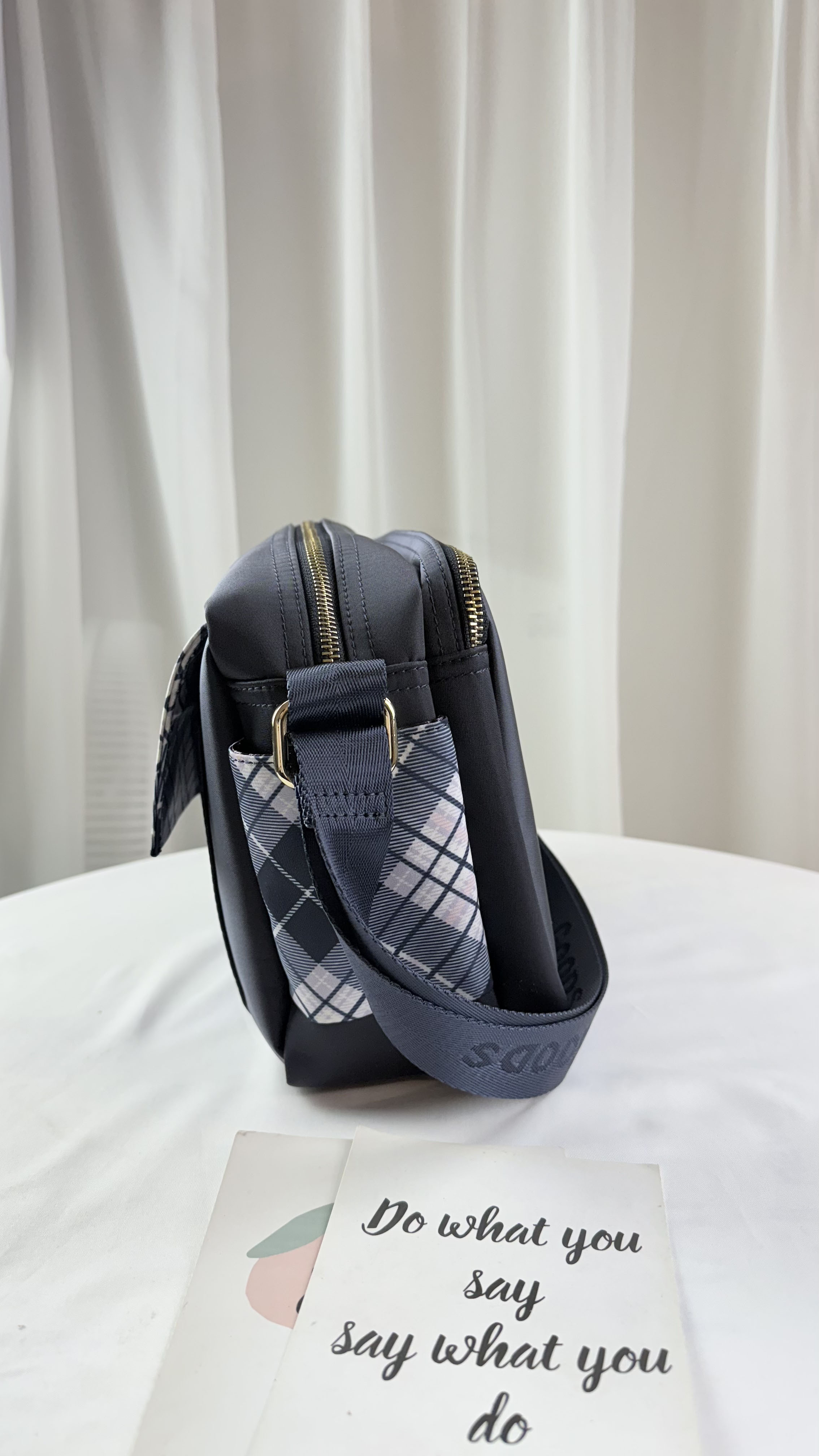 GOODS 英倫格紋藍拼色防潑水肩背包 / 側背包 #2904