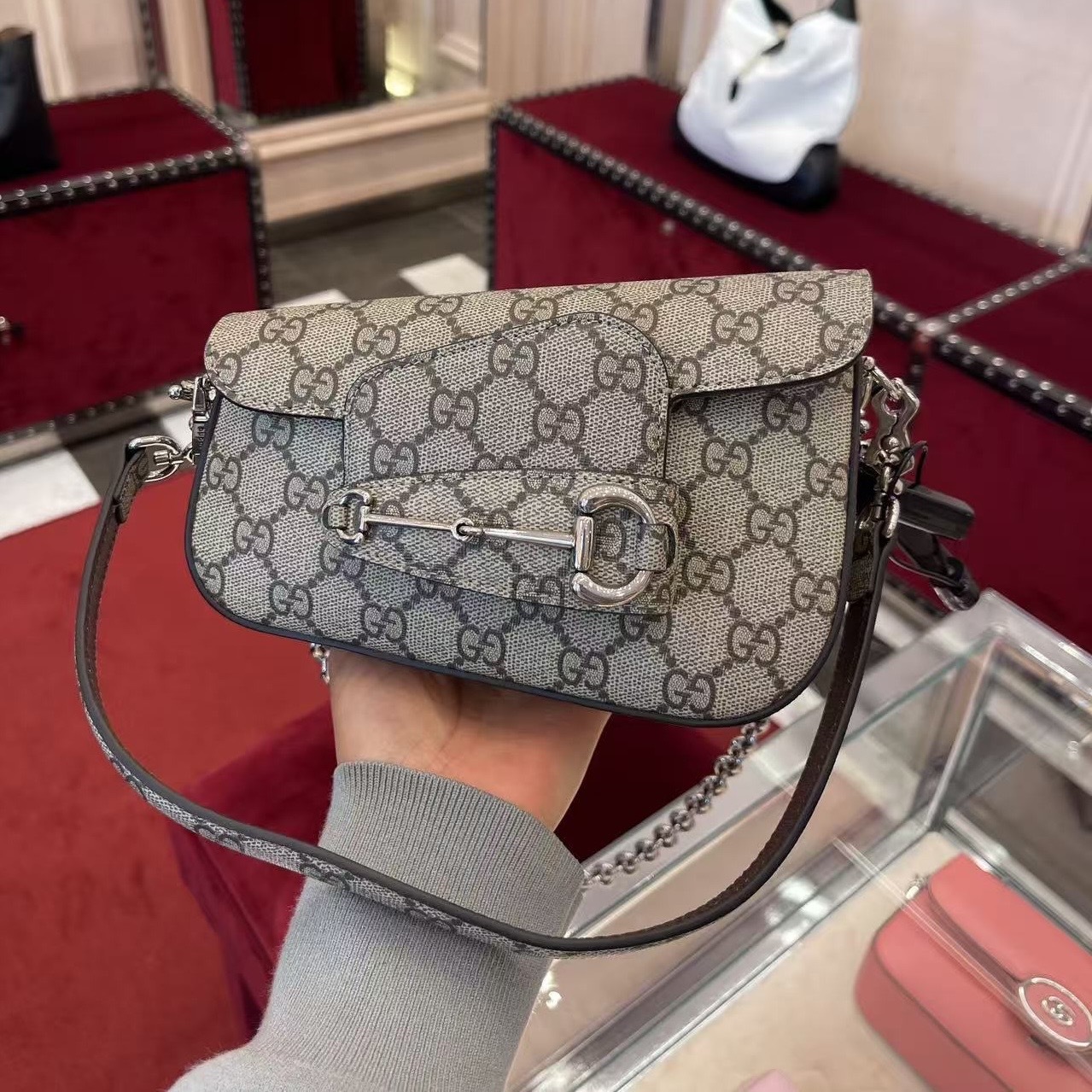 Gucci Bag 1955 Horsebit GG supreme Chain Bag