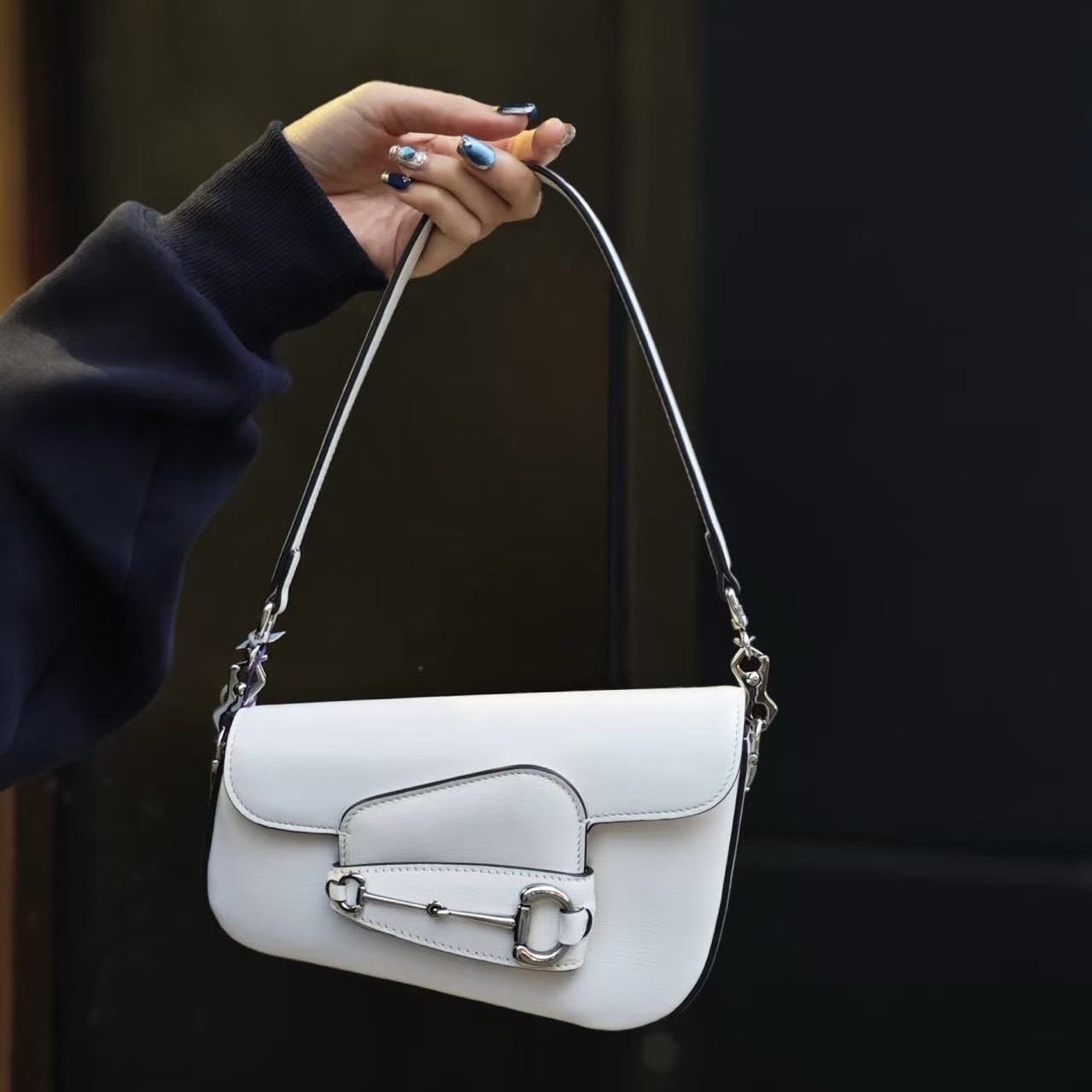 Gucci Bag 1955 Horsebit GG supreme Chain Bag in offwhite