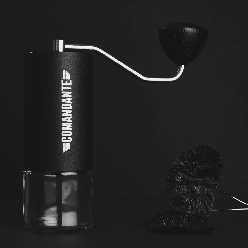 德國 Comandante C40 MK4 頂級手搖磨豆機 黑色 攜帶包套組(原廠6號毛刷+攜帶包)